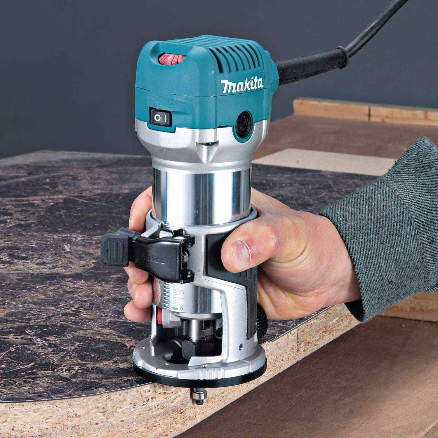Makita RT0701C Corded 1-1/4 HP* Compact Router – Tool Nut