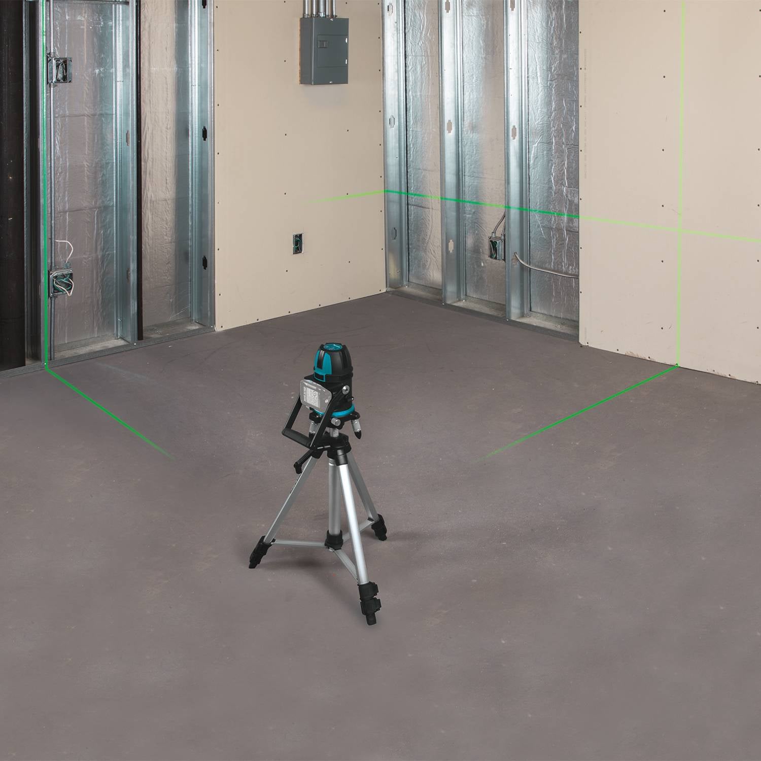 Makita SK209GDZ 12V max CXT Cordless Self-Leveling Multi-Line / Plumb Point Green Beam Laser, Tool Only