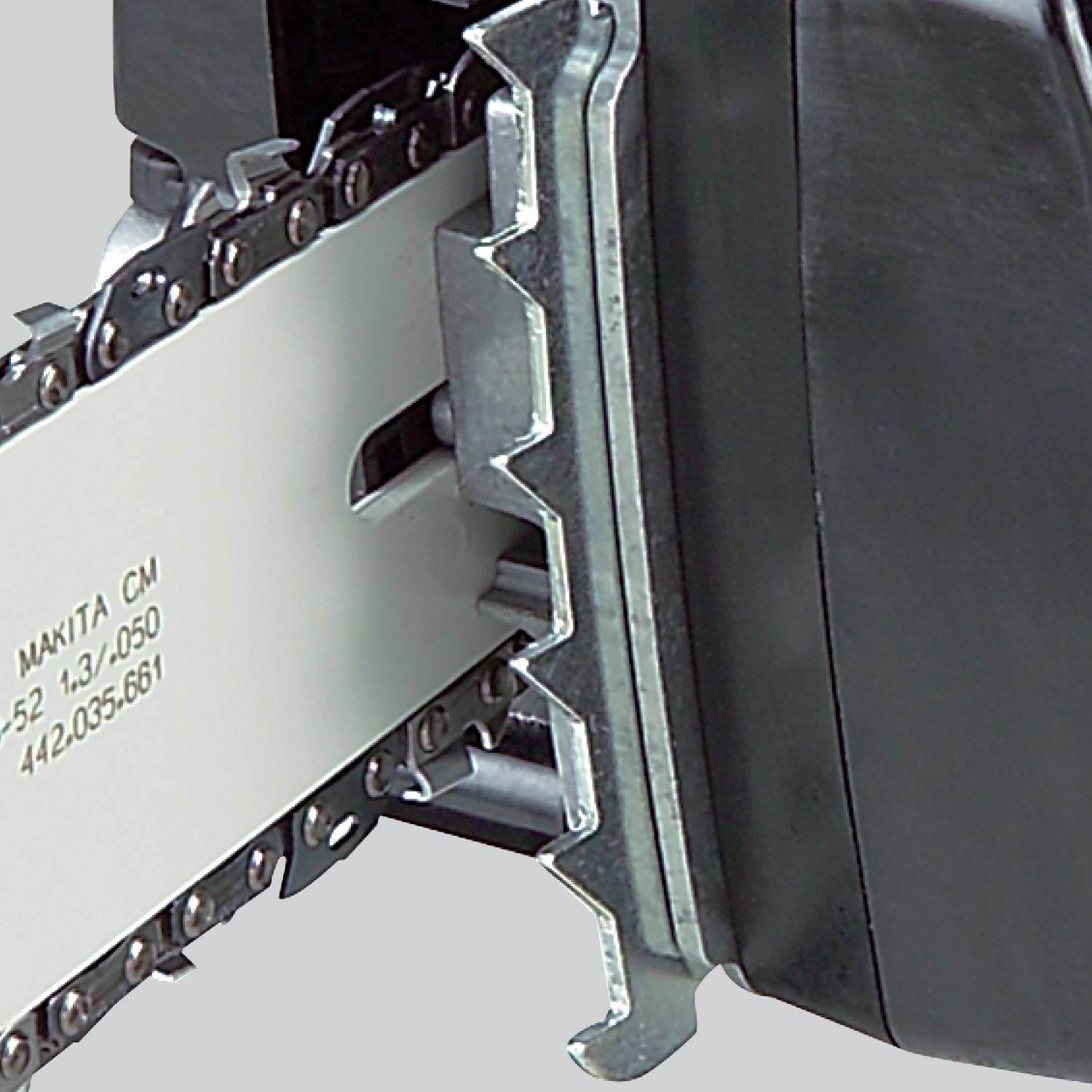 Makita UC4051A 16" Electric Chain Saw