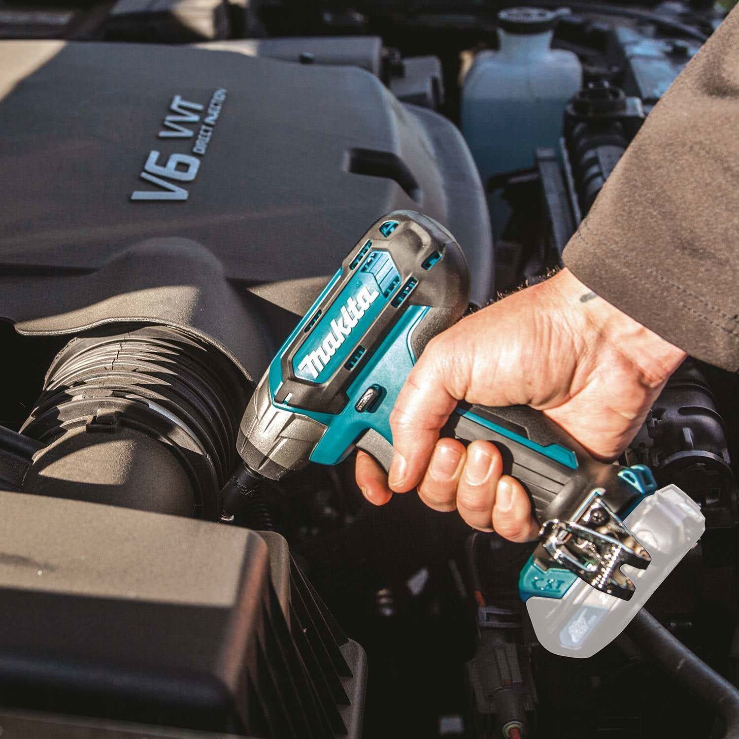 Makita WT04Z 12V max CXT Lithium-Ion Cordless 1/4" Impact Wrench, Tool Only