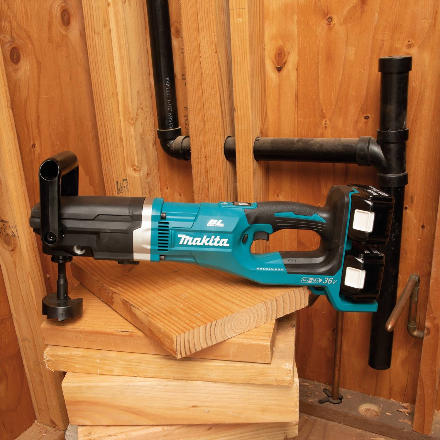 Makita XAD04PT 36V (18V X2) LXT Brushless 7/16" Hex Right Angle Drill Kit (5.0Ah)