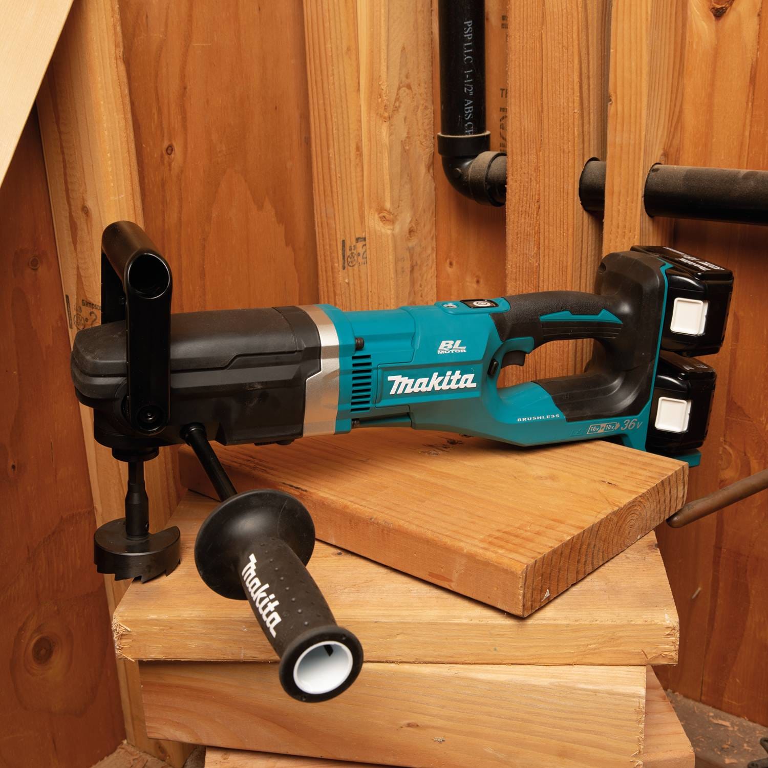 Makita XAD04PT 36V (18V X2) LXT Brushless 7/16" Hex Right Angle Drill Kit (5.0Ah)