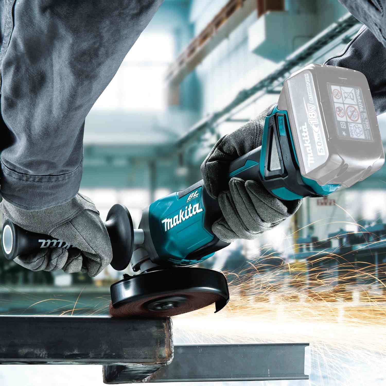 Makita XAG09Z 18V LXT Lithium-Ion Brushless Cordless 4-1/2" / 5" Cut-Off/Angle Grinder, with Electric Brake, Tool Only