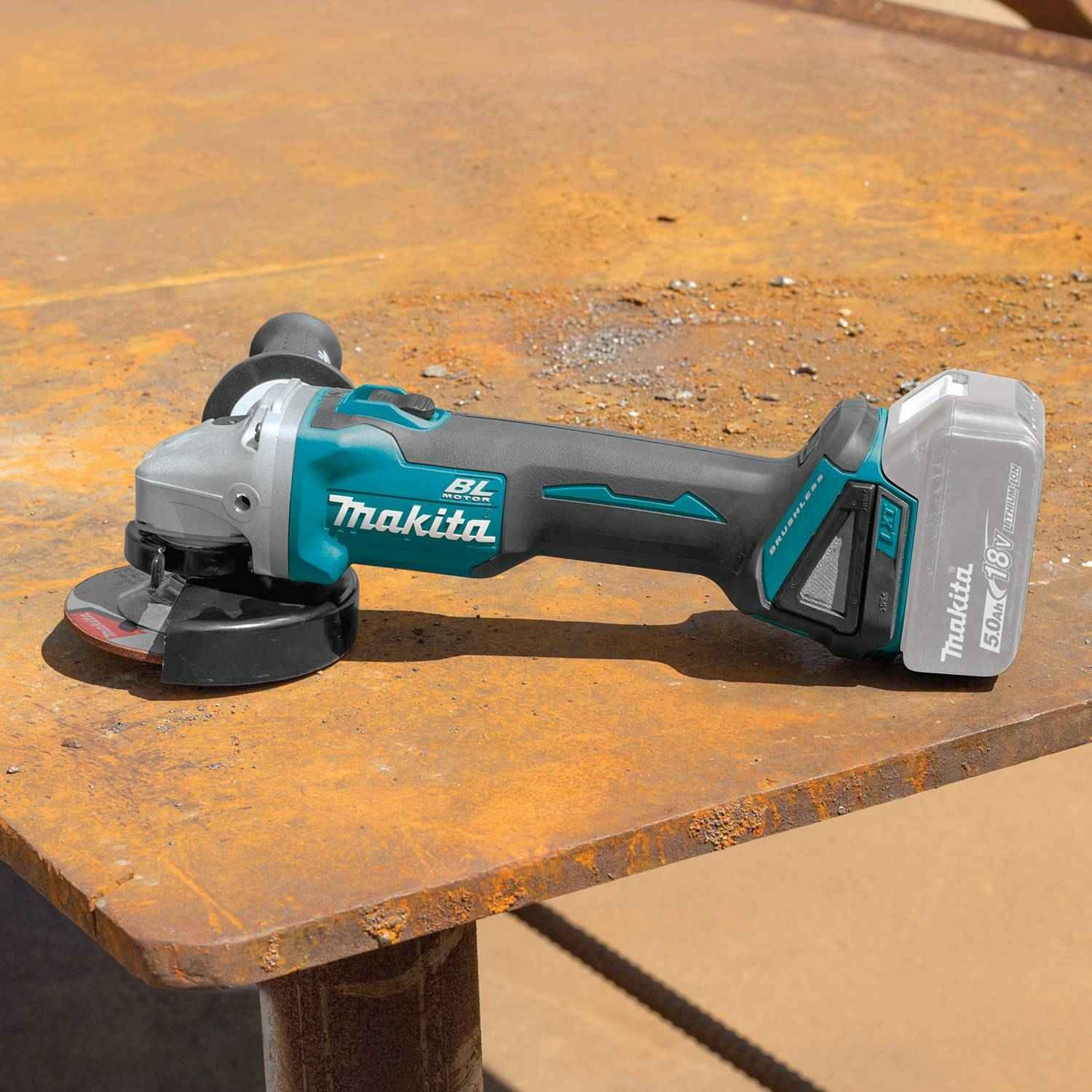 Makita XAG09Z 18V LXT Lithium-Ion Brushless Cordless 4-1/2" / 5" Cut-Off/Angle Grinder, with Electric Brake, Tool Only