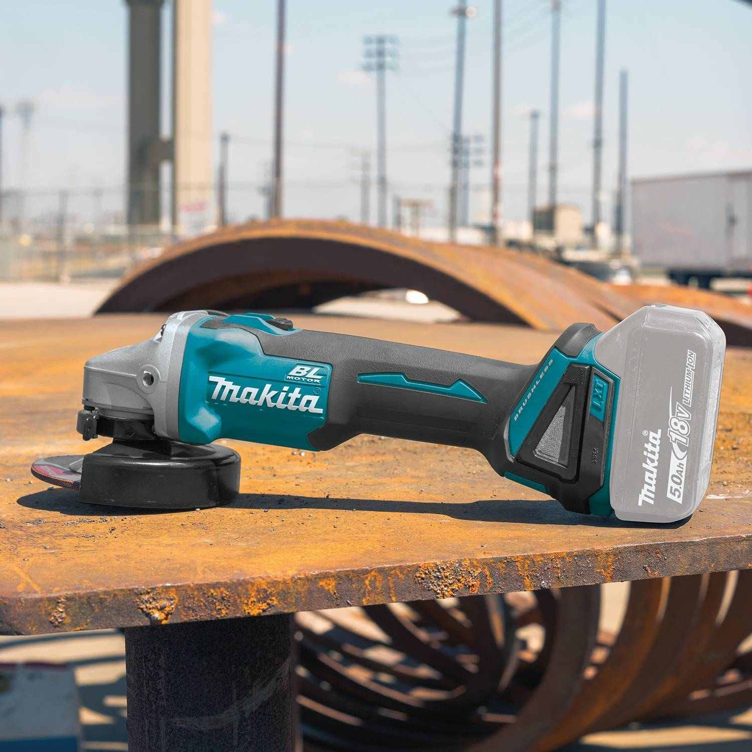 Makita XAG09Z 18V LXT Lithium-Ion Brushless Cordless 4-1/2" / 5" Cut-Off/Angle Grinder, with Electric Brake, Tool Only