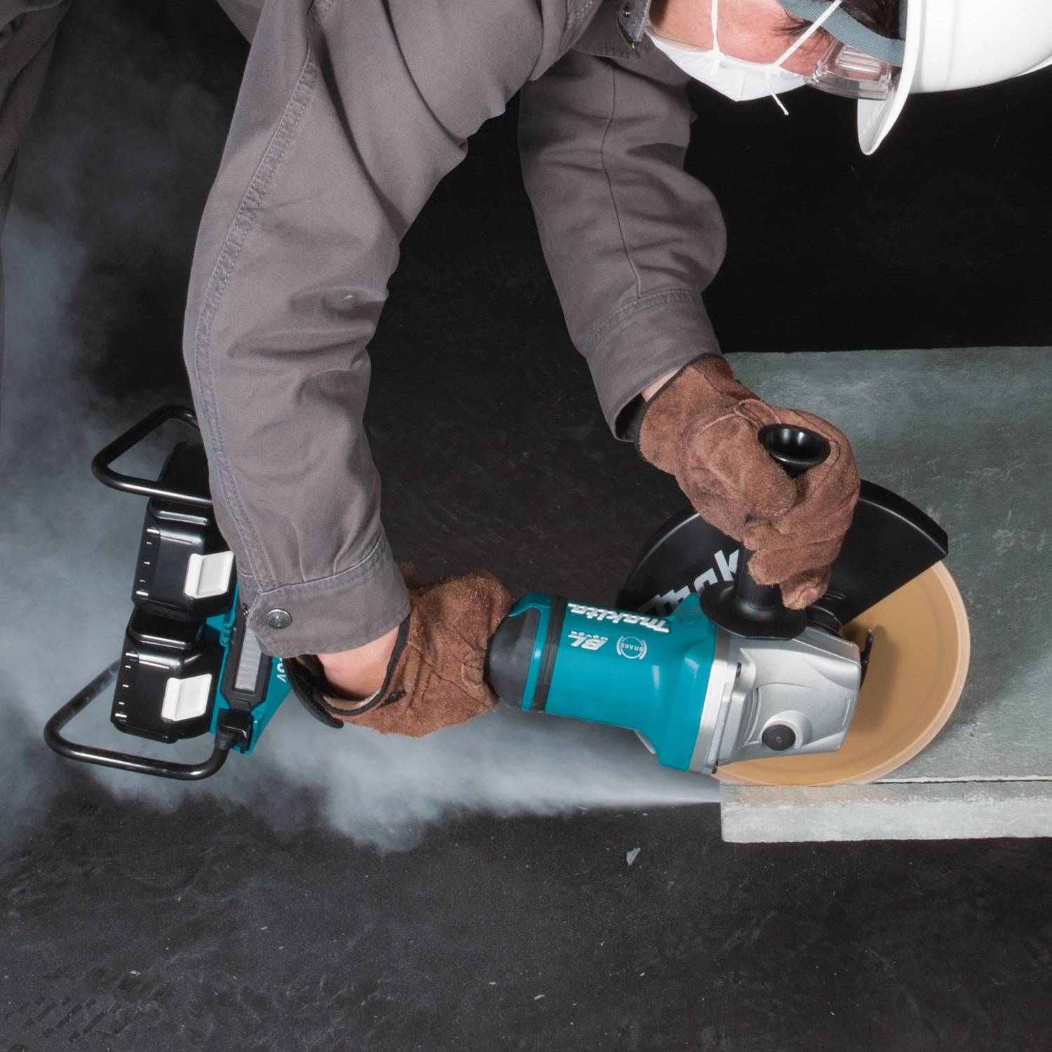 Makita XAG13PT1 18V X2 LXT (36V) Brushless Cordless 9-Inch Paddle Switch Cut-Off/Angle Grinder 5.0Ah Kit