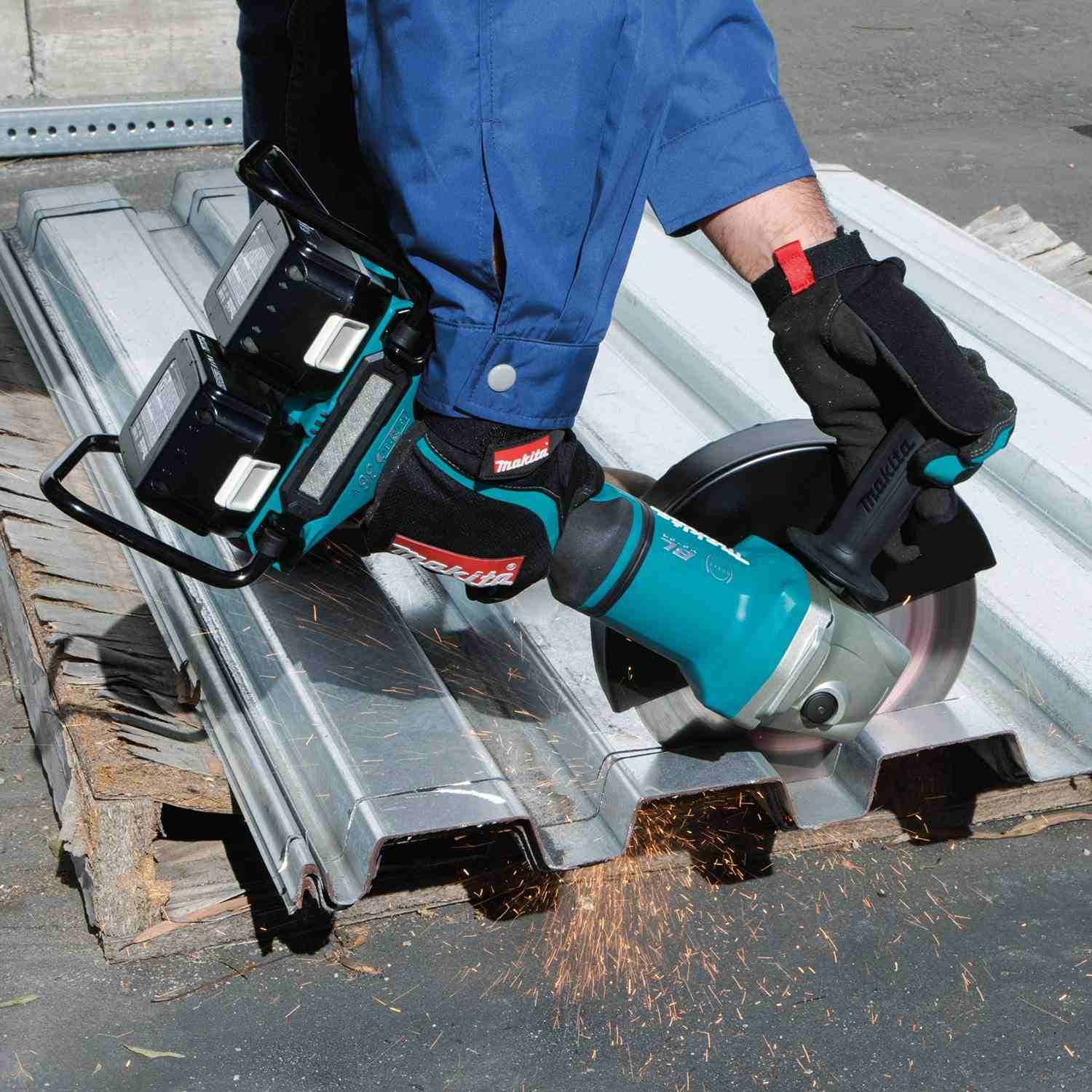Makita XAG13PT1 18V X2 LXT (36V) Brushless Cordless 9-Inch Paddle Switch Cut-Off/Angle Grinder 5.0Ah Kit