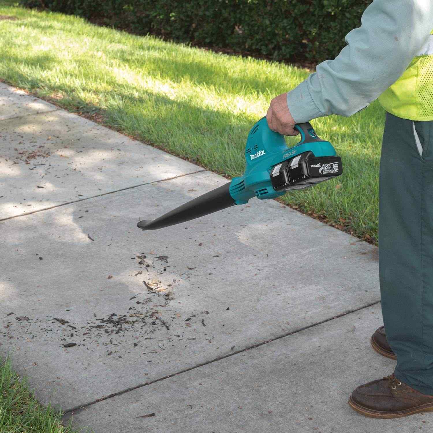 Makita XBU01Z 36V (18V X2) LXT Blower, Tool Only