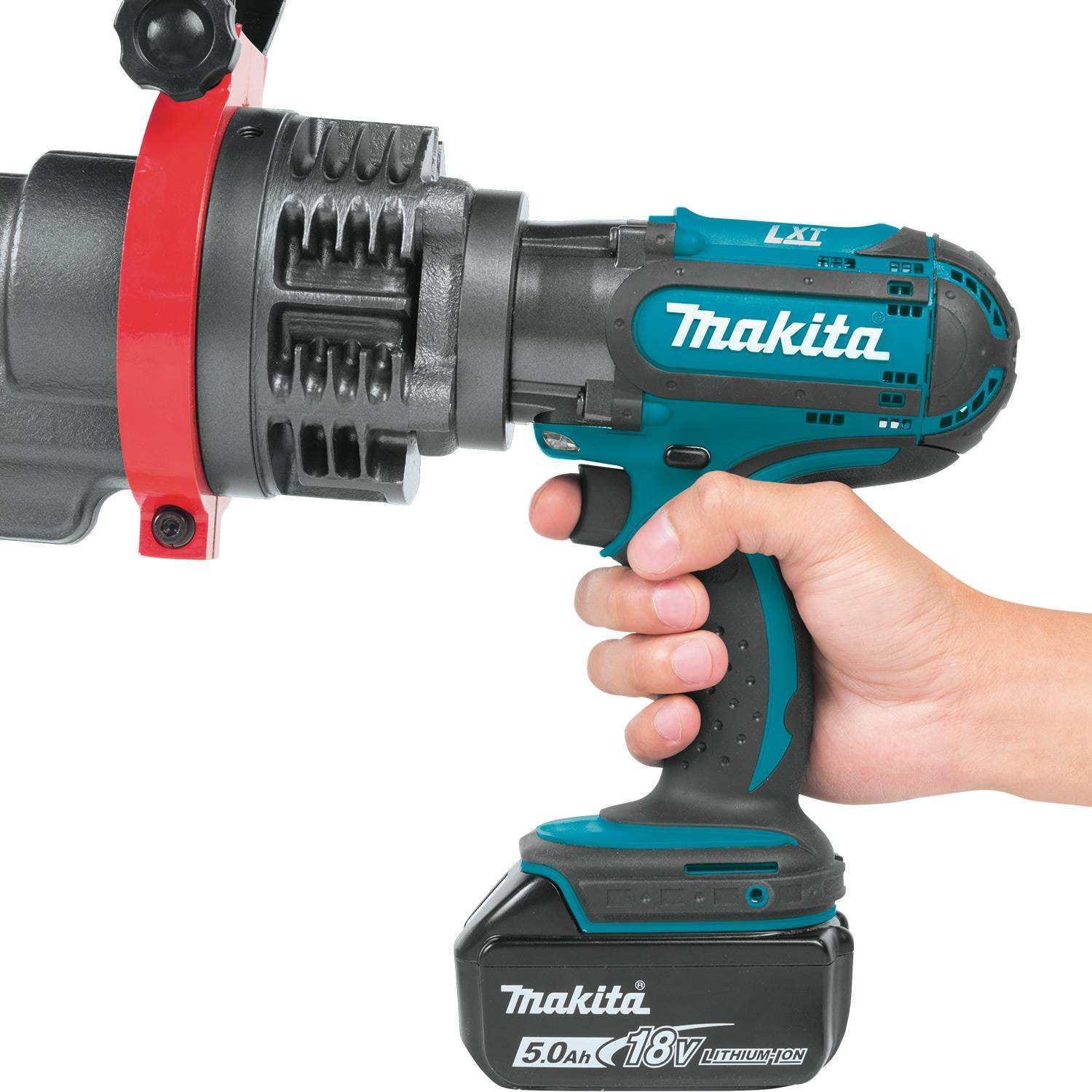 Makita XCS01T1 18V LXT Lithium-Ion Cordless Rebar Cutter Kit (5.0Ah)