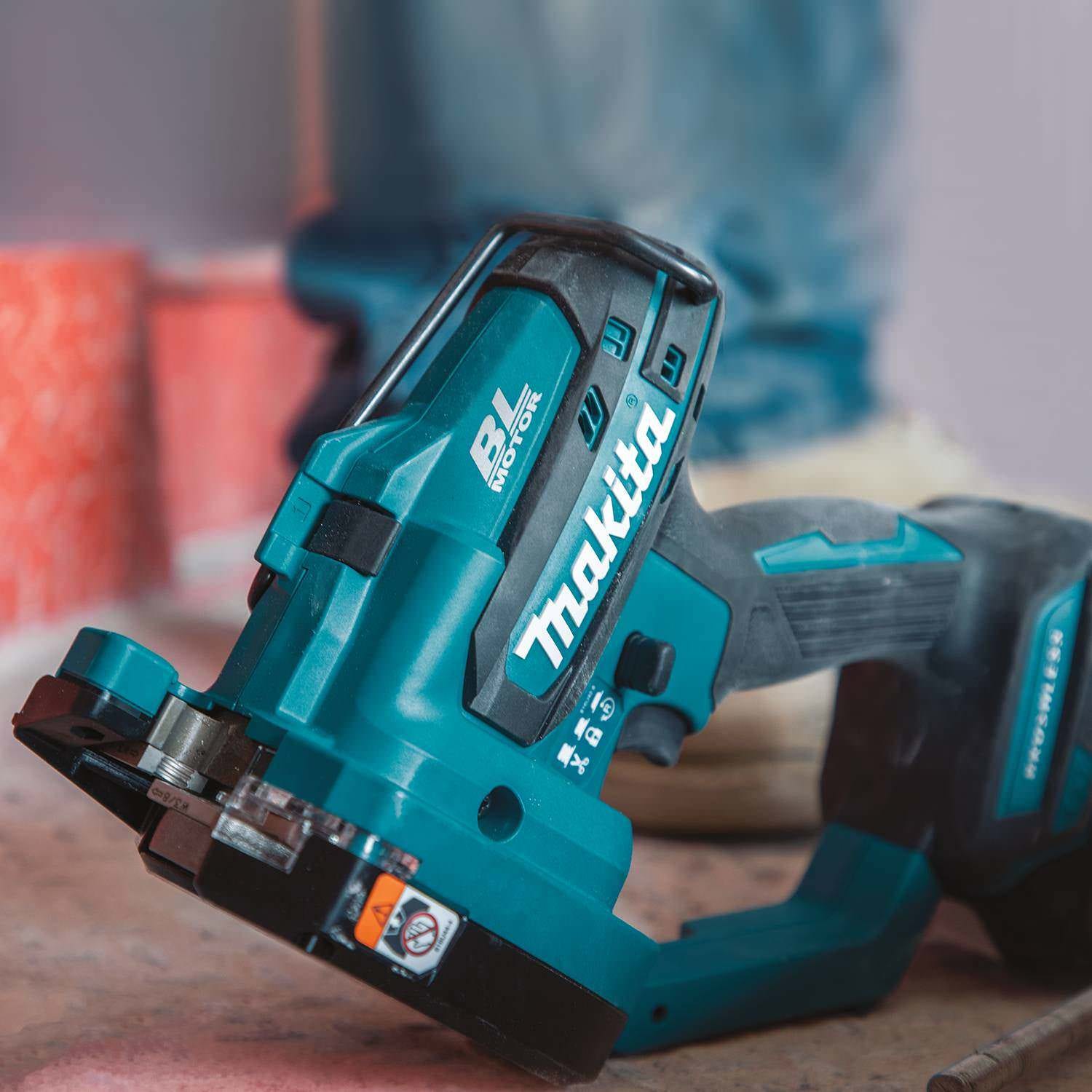 Makita XCS03Z 18V LXT Lithium-Ion Brushless Cordless Threaded Rod Cutter, Tool Only