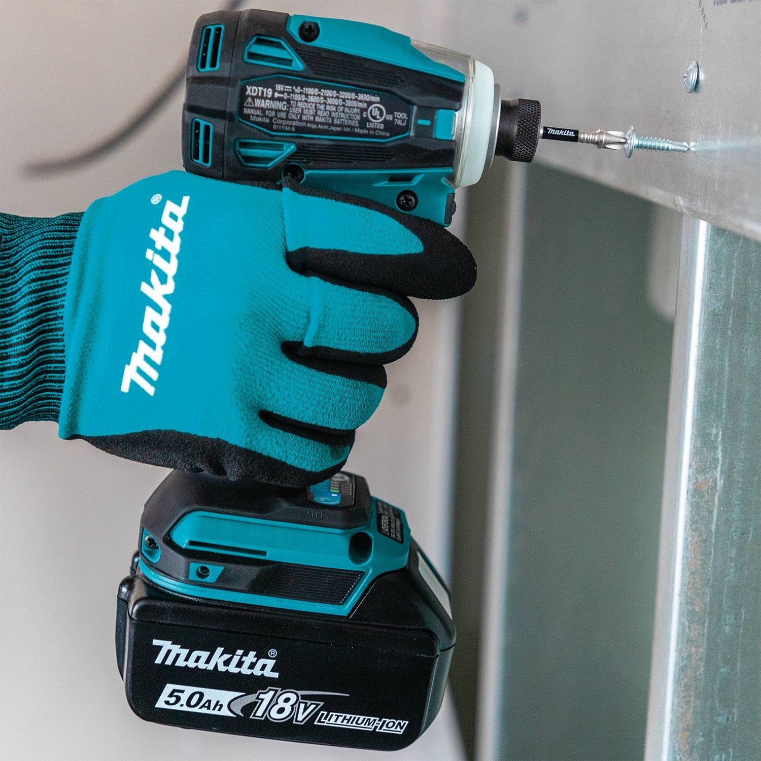 Makita XDT19T 18V LXT Lithium-Ion Brushless Cordless Quick-Shift Mode 4-Speed Impact Driver Kit (5.0Ah)