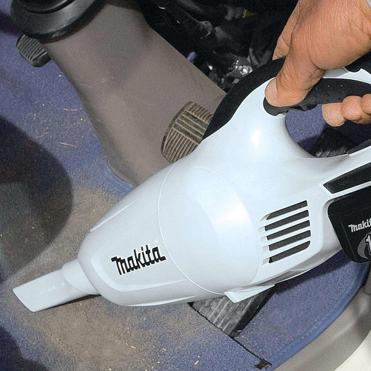 Makita XLC02ZW 18V LXT Lithium-ion Compact Cordless Vacuum, Tool Only