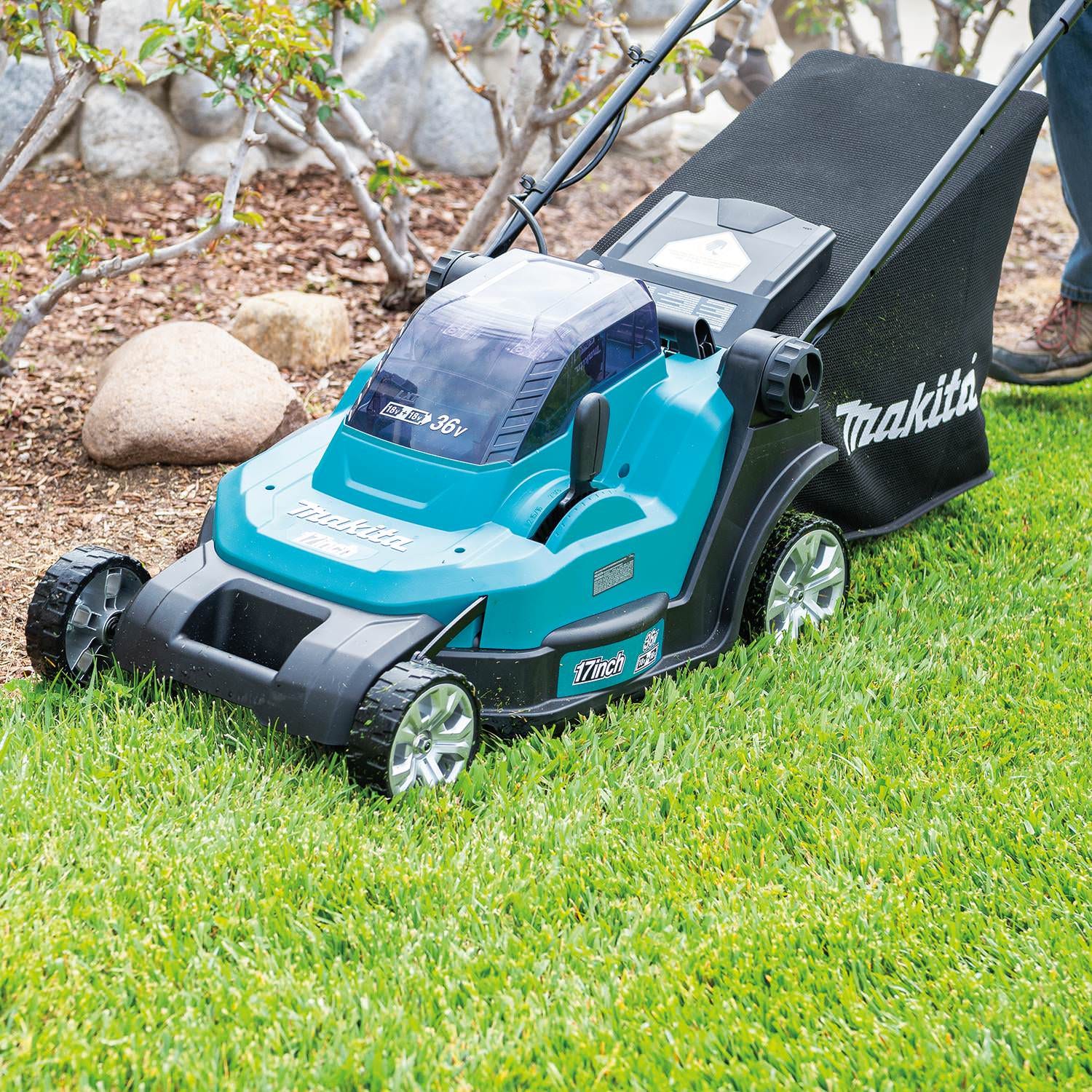 Makita XML05PT 36V (18V X2) LXT 17" Residential Lawn Mower Kit (5.0Ah)