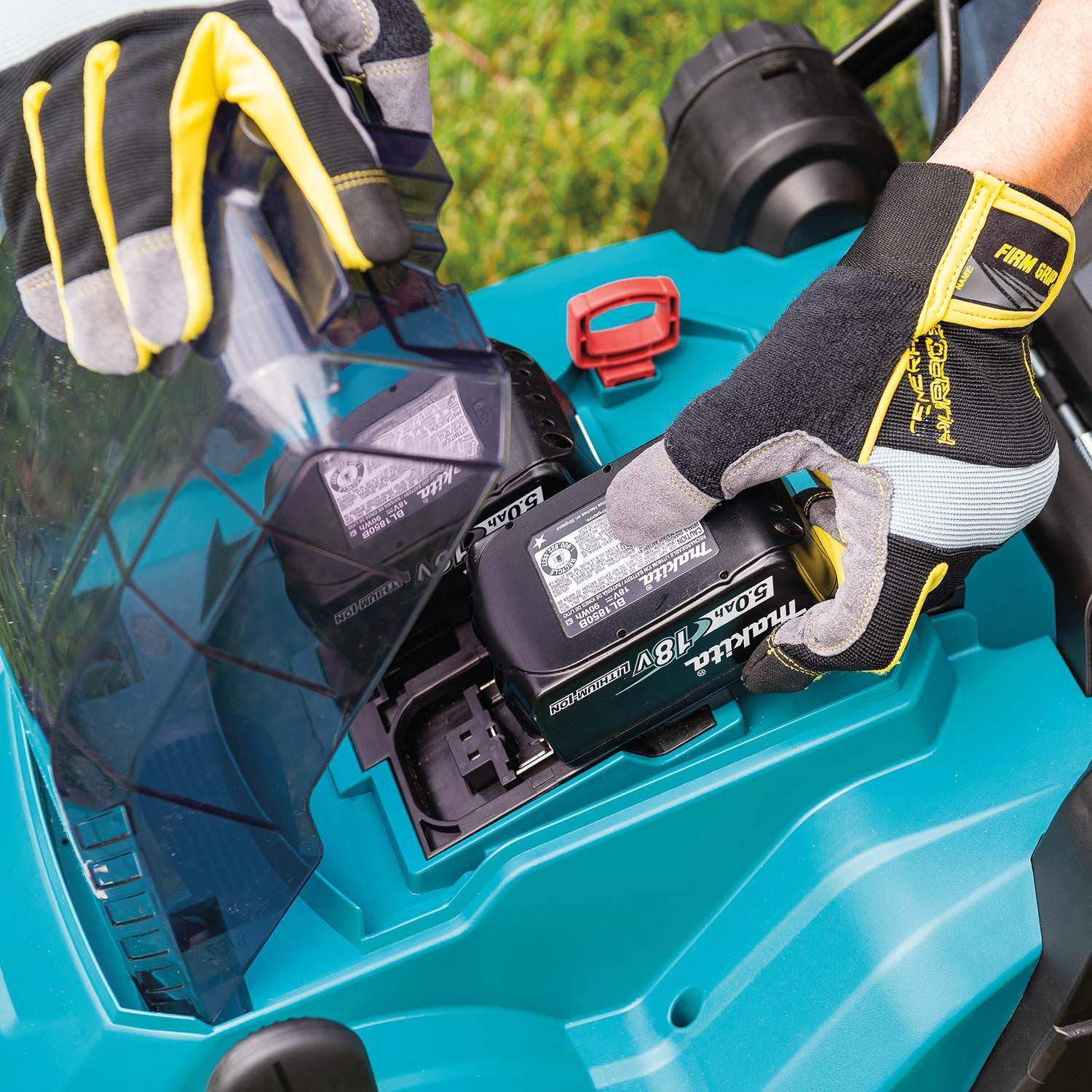 Makita XML05PT 36V (18V X2) LXT 17" Residential Lawn Mower Kit (5.0Ah)