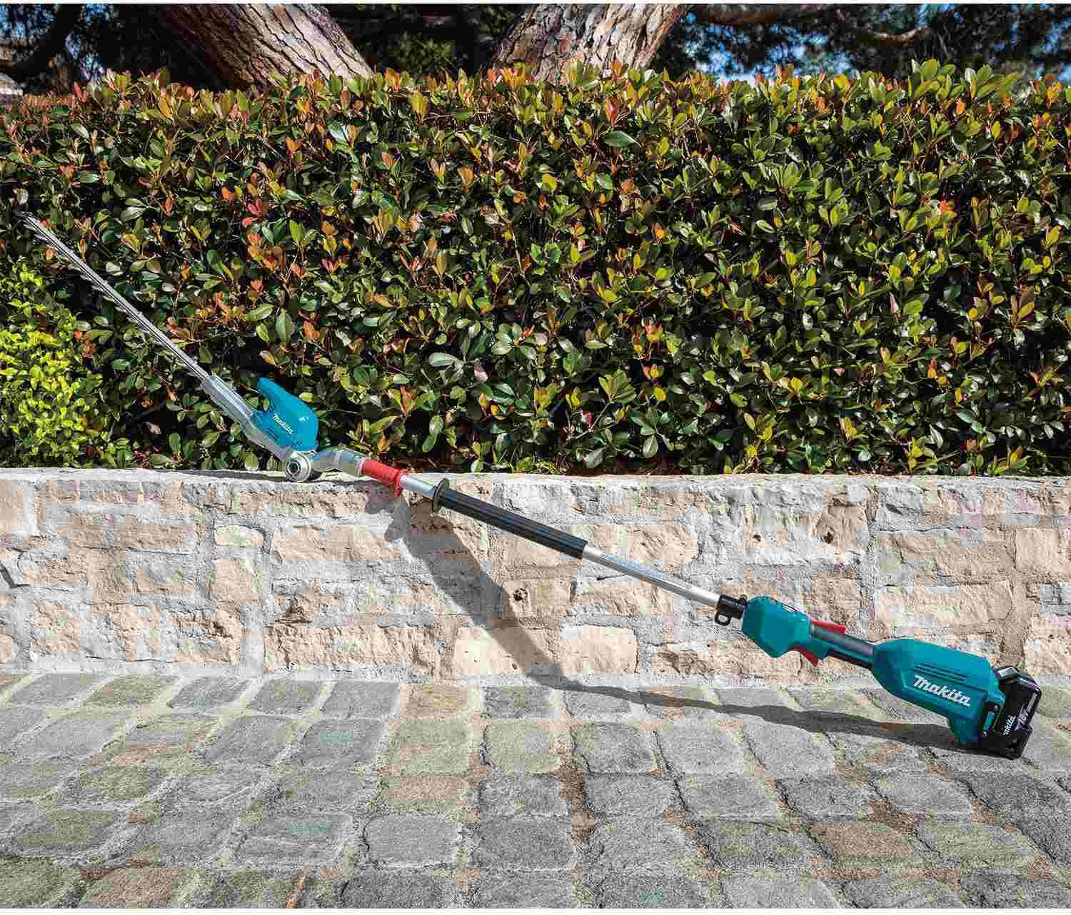 Makita XNU01T 18V LXT Lithium-Ion Brushless Cordless 20" Articulating Pole Hedge Trimmer Kit (5.0Ah)