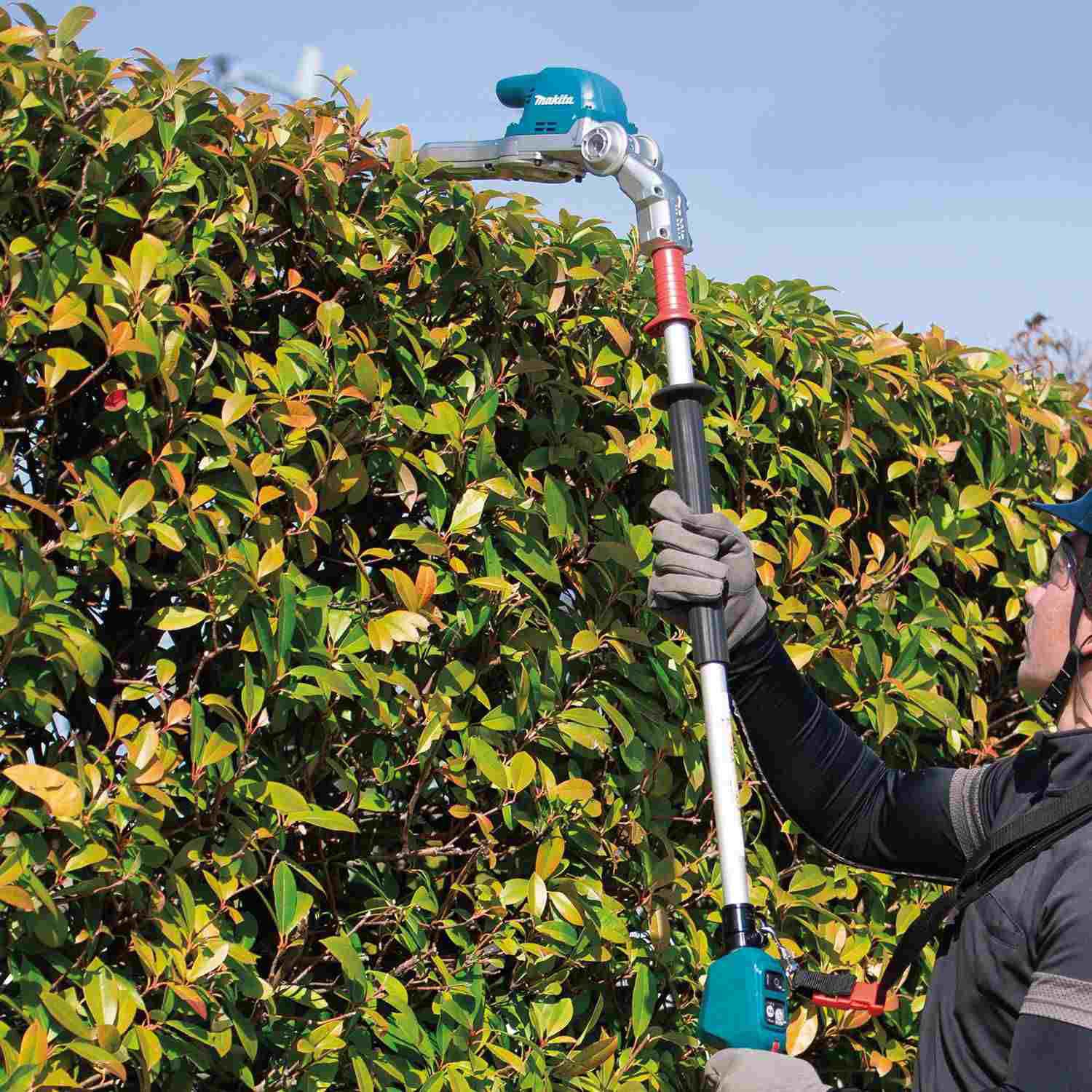 Makita XNU01T 18V LXT Lithium-Ion Brushless Cordless 20" Articulating Pole Hedge Trimmer Kit (5.0Ah)