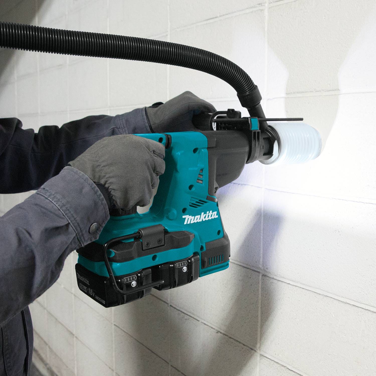 Makita XRH08PT 36V (18V X2) LXT Brushless 1-1/8" SDS-PLUS AVT Rotary Hammer Kit (5.0Ah)