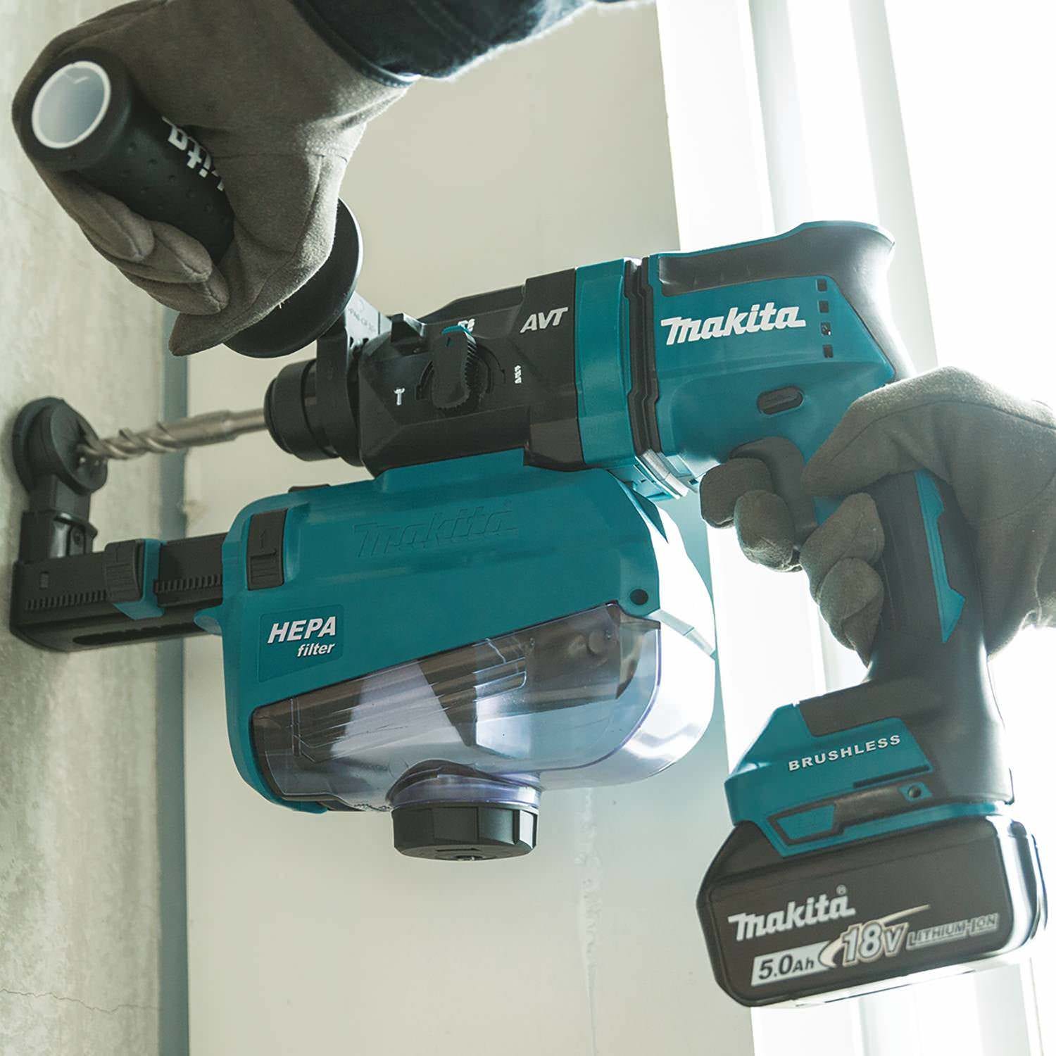 Makita XRH12TW 18V LXT Lithium-Ion Brushless Cordless 11/16" SDS-PLUS AVT Rotary Hammer Kit, w/ HEPA Dust Extractor, AWS Capable (5.0Ah)
