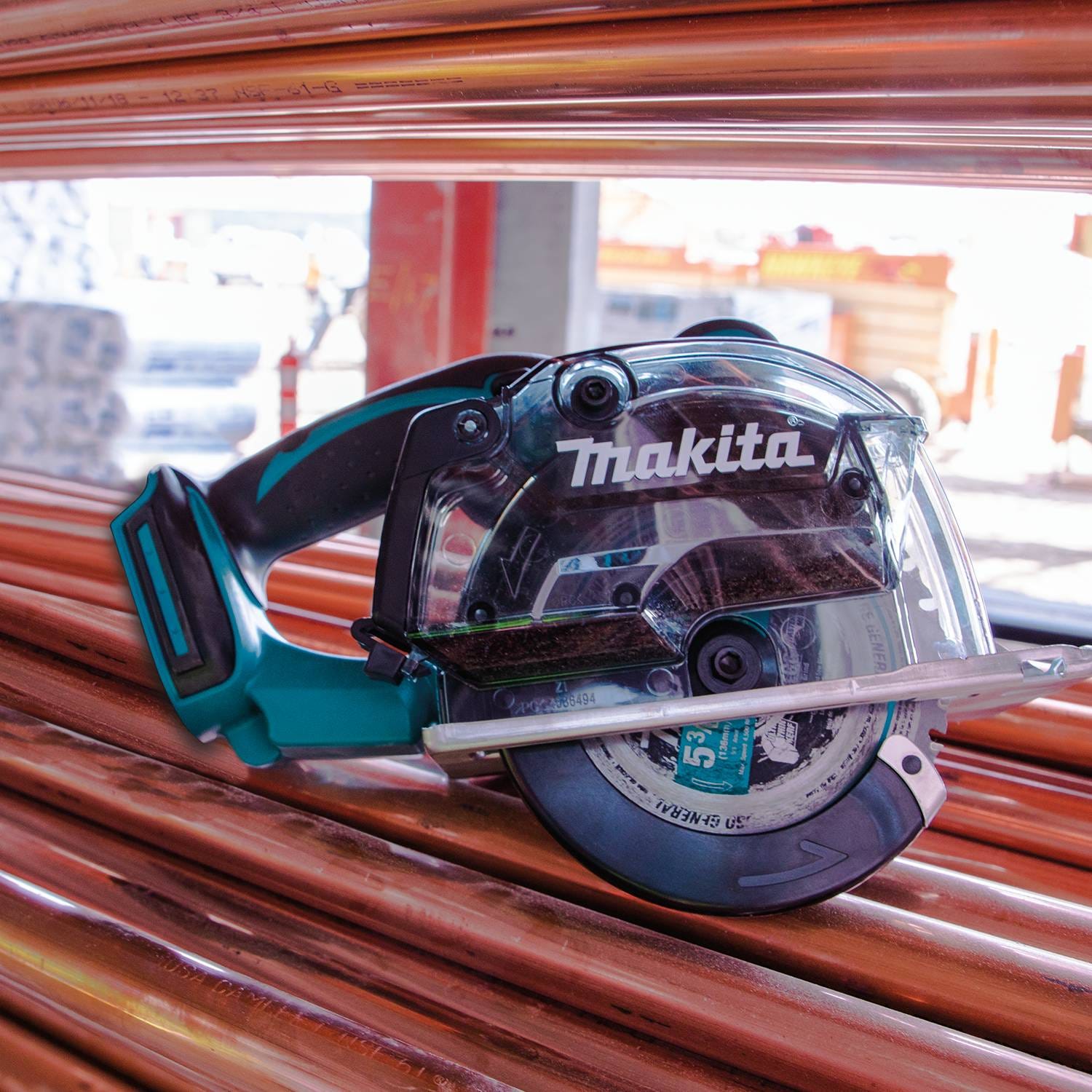 Makita XSC03Z 18V LXT 5-3/8" Metal Cutting Saw, Tool Only