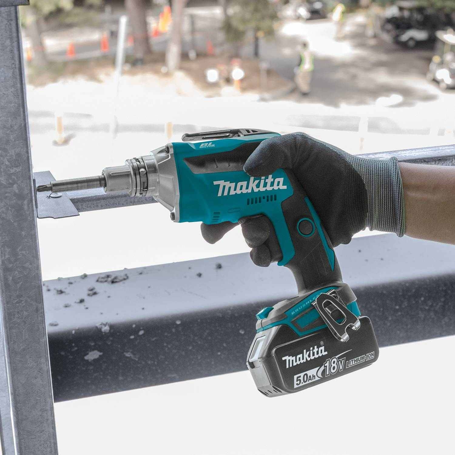 Makita XSF03T 18V LXT Lithium-Ion Brushless Cordless 4,000 RPM Drywall Screwdriver Kit (5.0Ah)