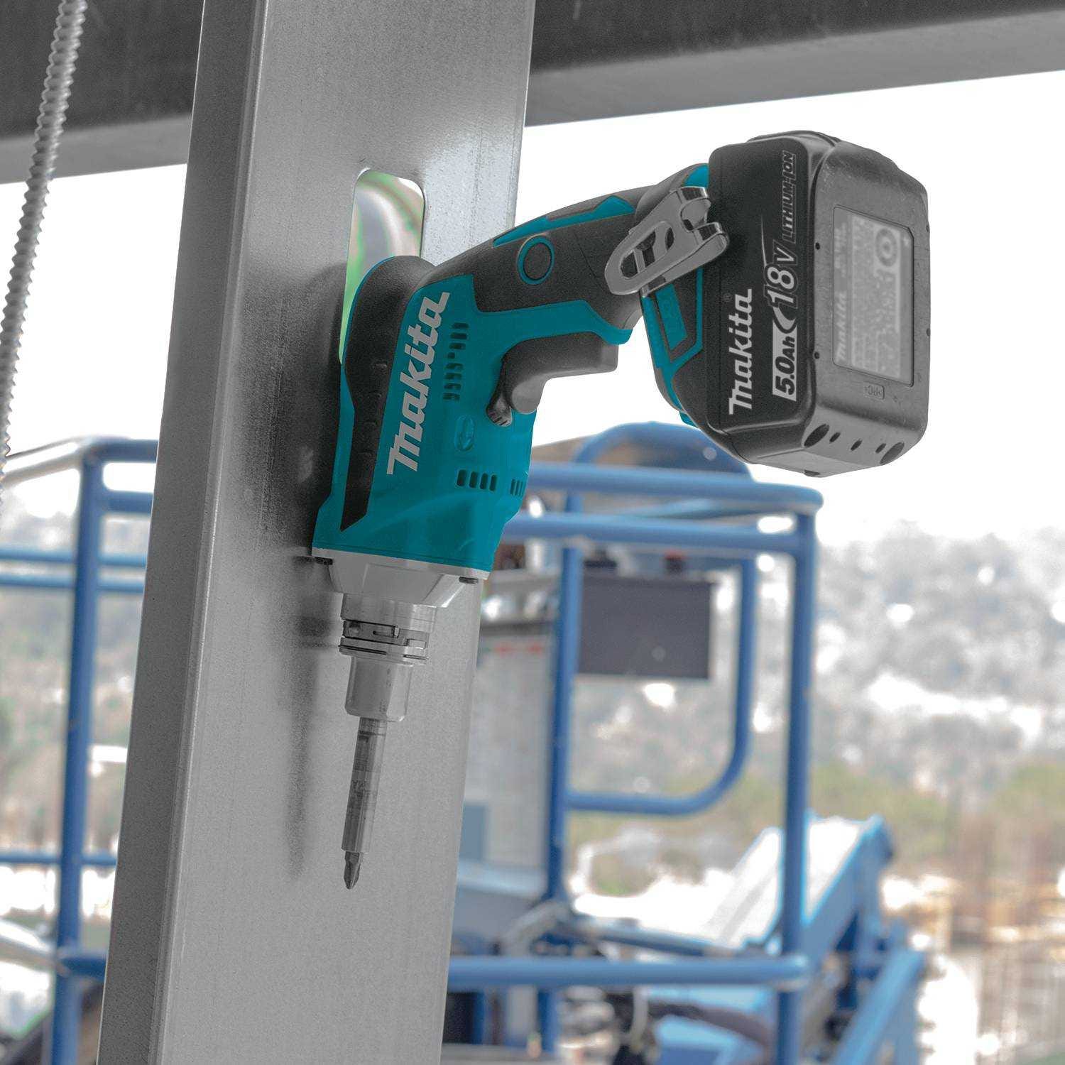Makita XSF03T 18V LXT Lithium-Ion Brushless Cordless 4,000 RPM Drywall Screwdriver Kit (5.0Ah)