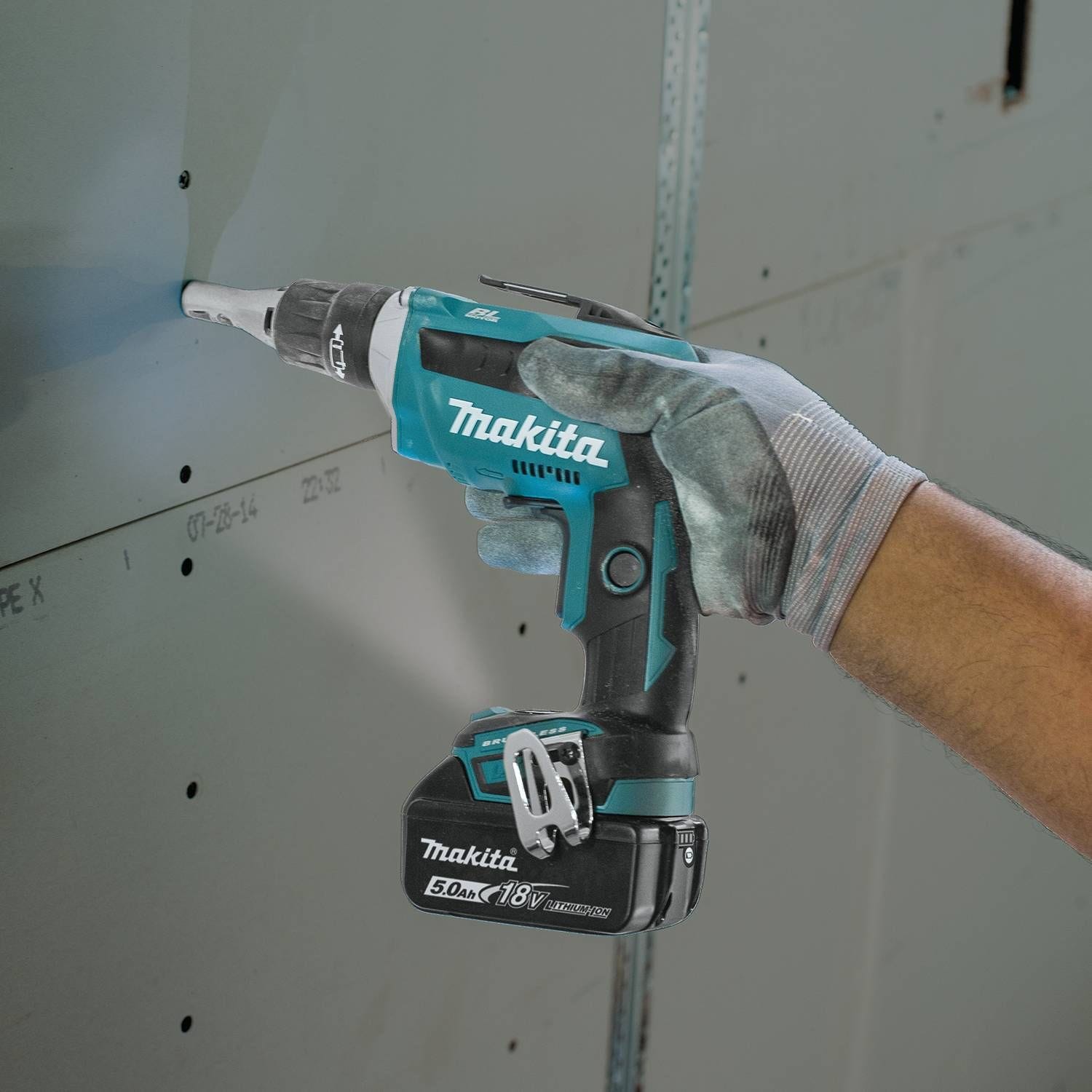 Makita XSF03T 18V LXT Lithium-Ion Brushless Cordless 4,000 RPM Drywall Screwdriver Kit (5.0Ah)