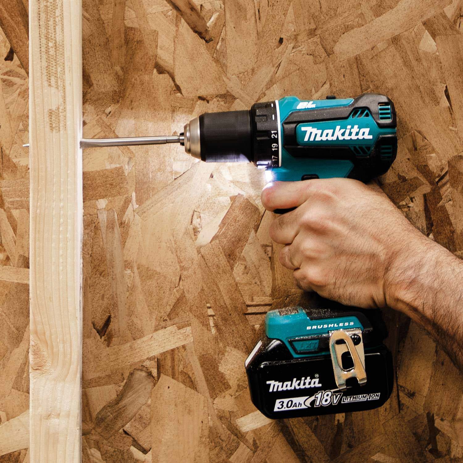 Makita XT281S 18V LXT Lithium-Ion Brushless Cordless 2-Pc. Combo Kit (3.0Ah)
