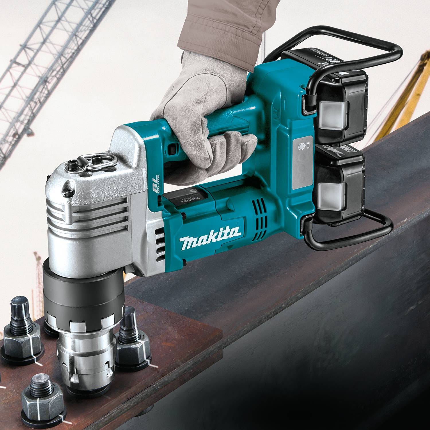 Makita XTW01PT 36V (18V X2) LXT Brushless Shear Wrench Kit (5.0Ah)