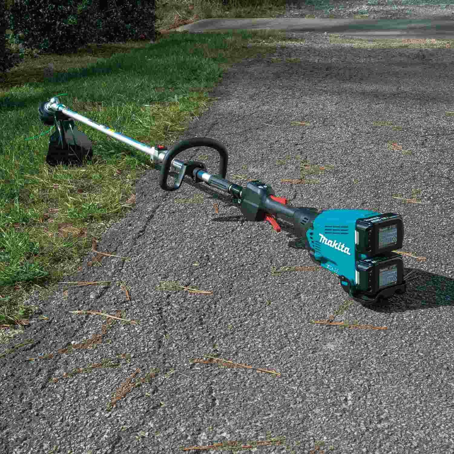 Makita XUX01M5PT 18V X2 (36V) LXT Brushless Cordless Couple Shaft Power Head 5.0Ah Kit w/ String Trimmer Attachment