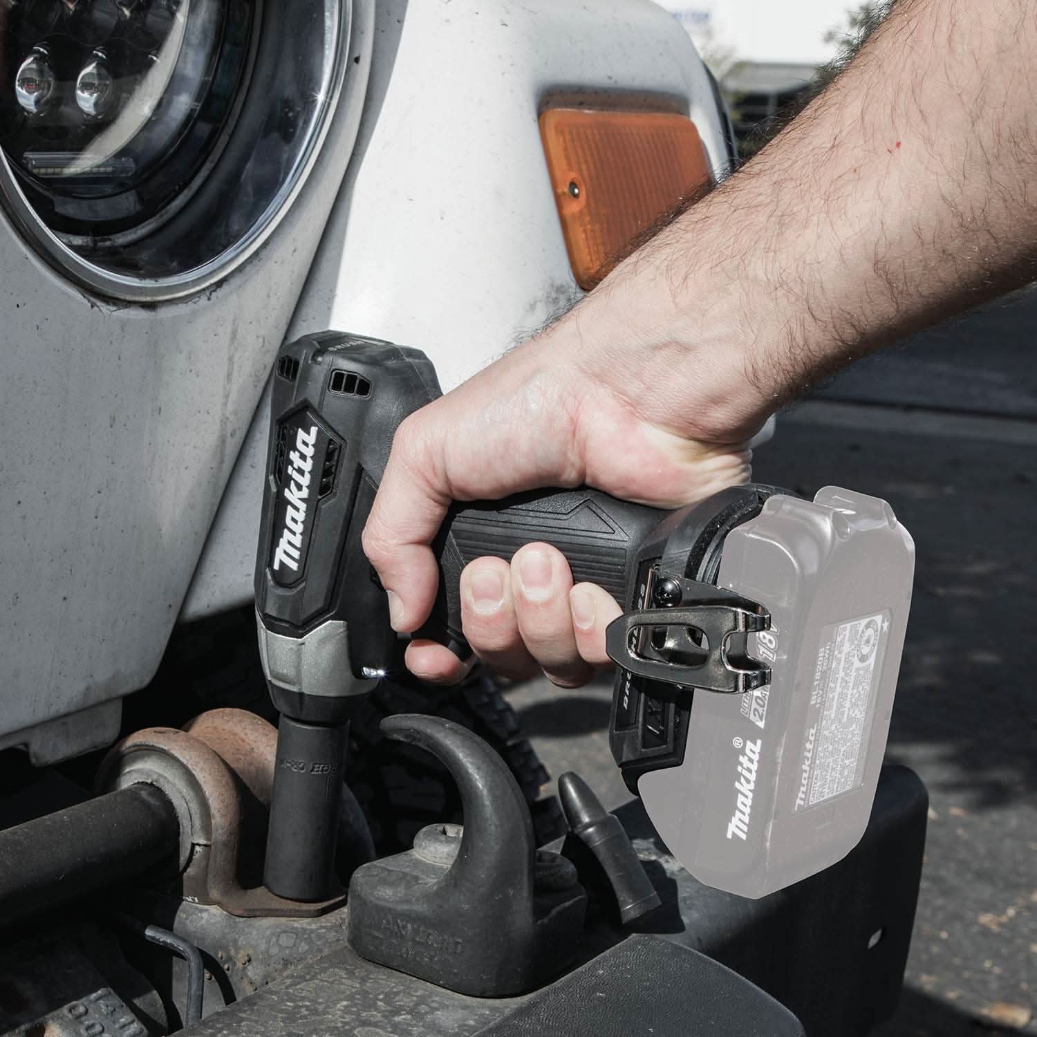 Makita XWT13ZB 18V LXT Lithium-Ion Sub-Compact Brushless Cordless 1/2" Sq. Drive Impact Wrench, Tool Only