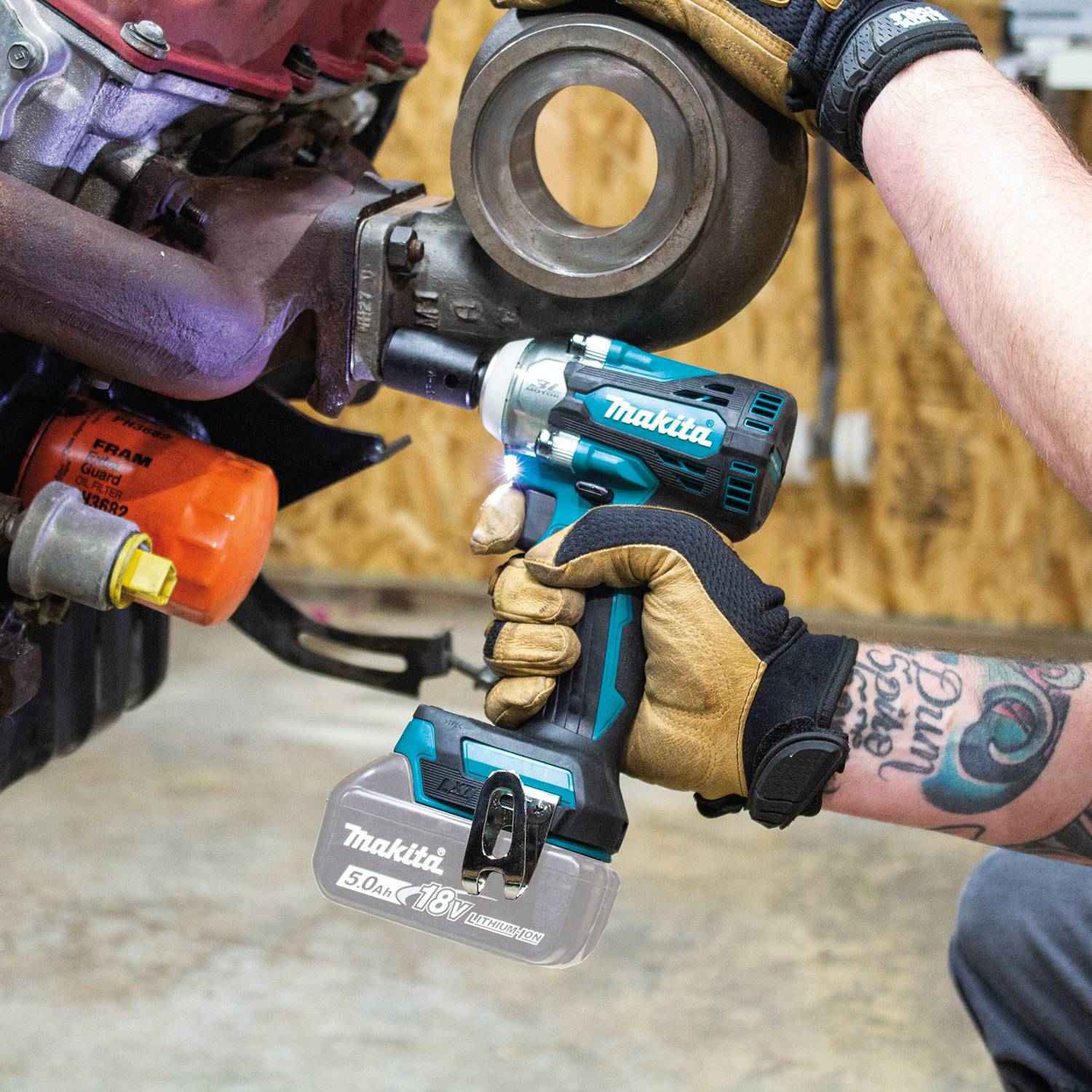 Makita XWT15Z 18V LXT Lithium-Ion Brushless Cordless 4-Speed 1/2" Sq. Drive Impact Wrench w/ Detent Anvil, Tool Only