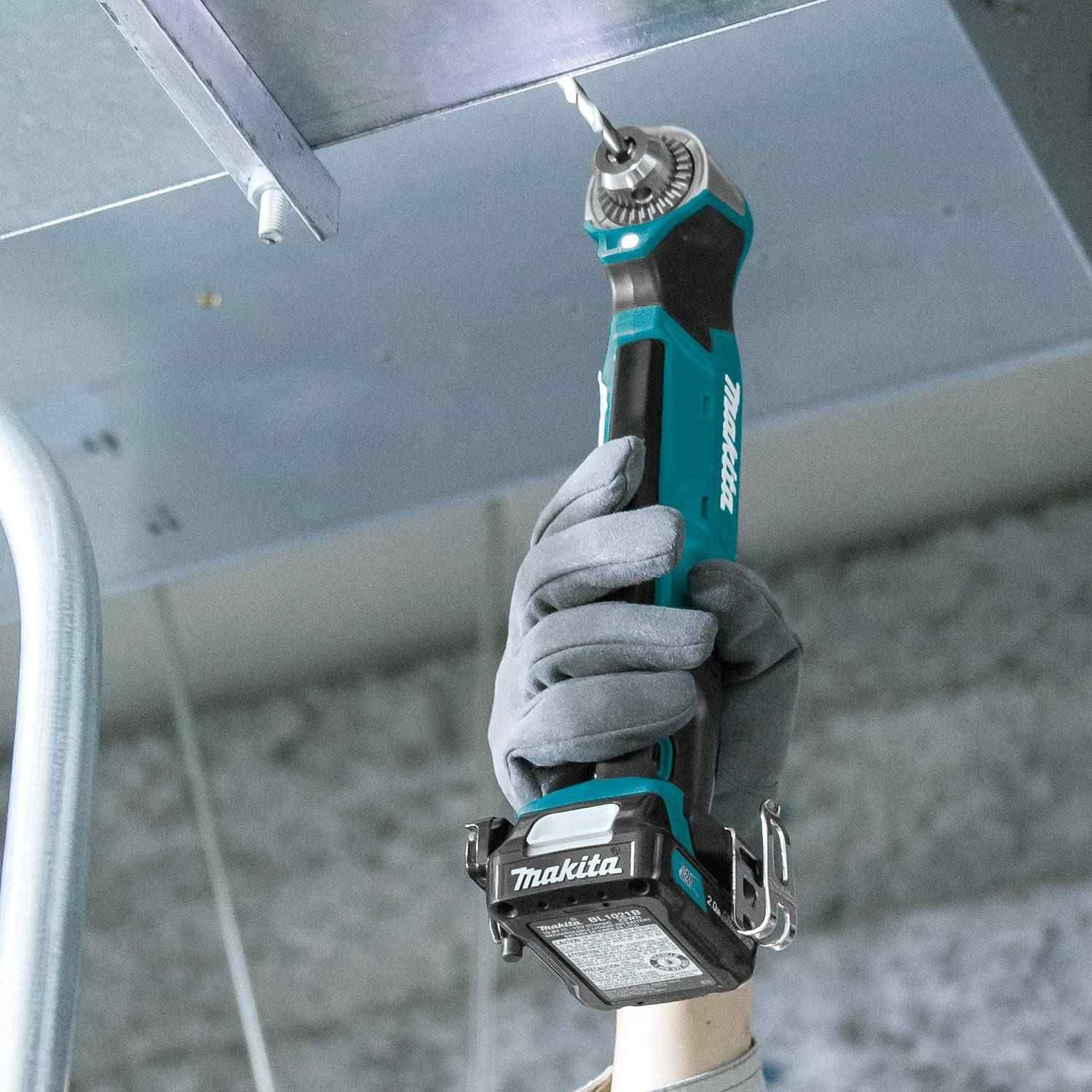 Makita AD03R1 12V max CXT Lithium-Ion Cordless 3/8" Right Angle Drill Kit (2.0Ah)
