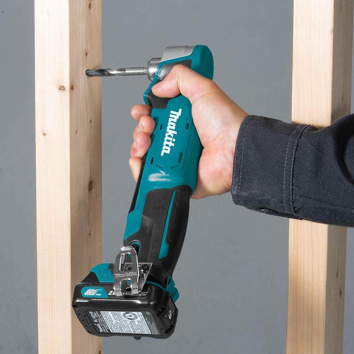 Makita AD03R1 12V max CXT Lithium-Ion Cordless 3/8" Right Angle Drill Kit (2.0Ah)