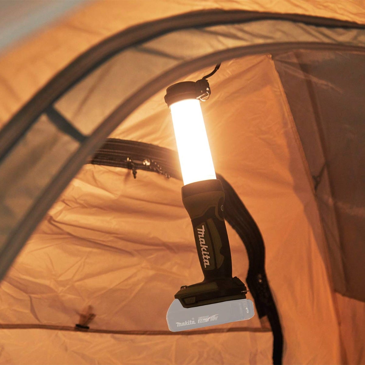 Makita ADML807 Outdoor Adventure 18V LXT LED Lantern/Flashlight, Flashlight Only