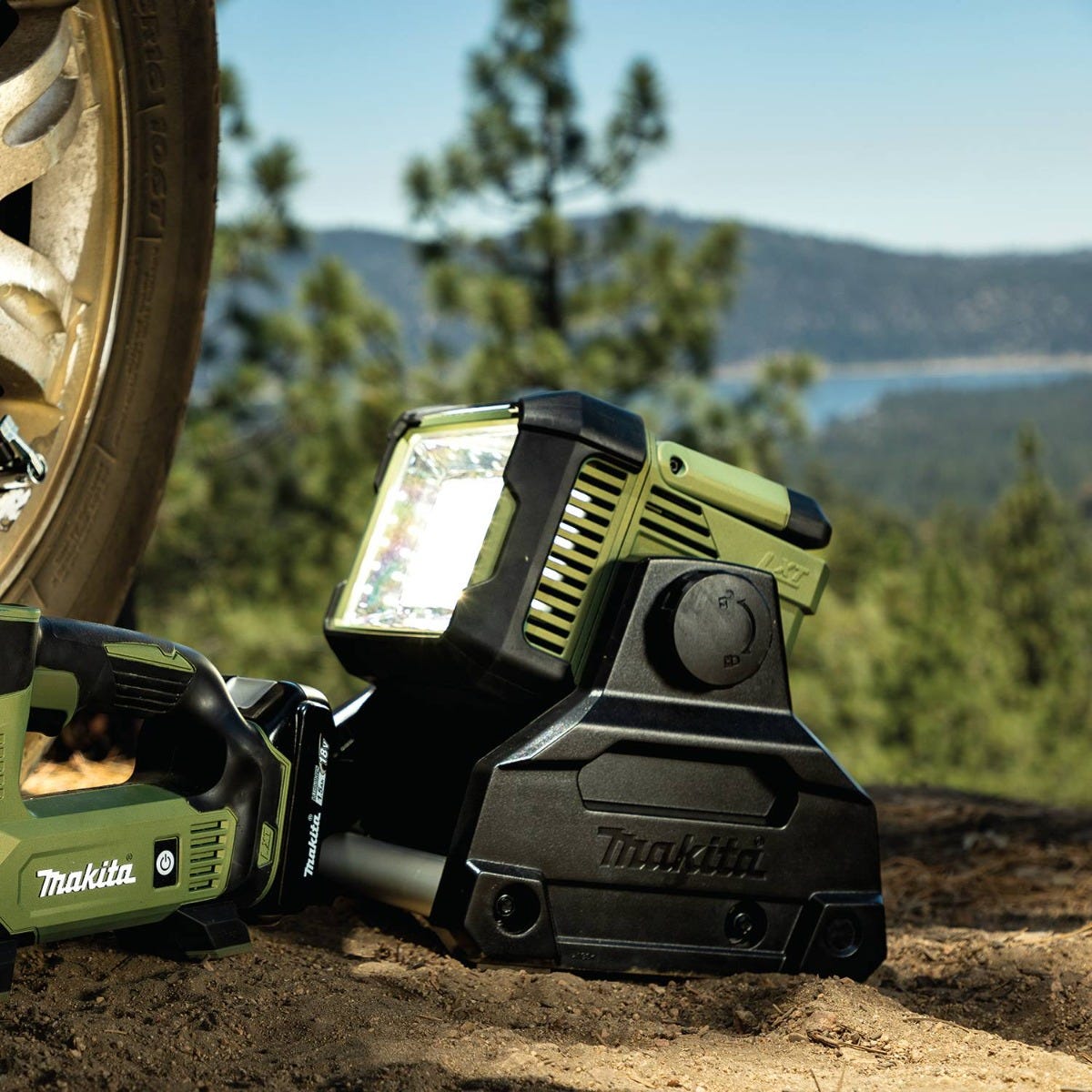 Makita ADML811 Outdoor Adventure 18V LXT Cordless/Corded LED Area Light, Light Only