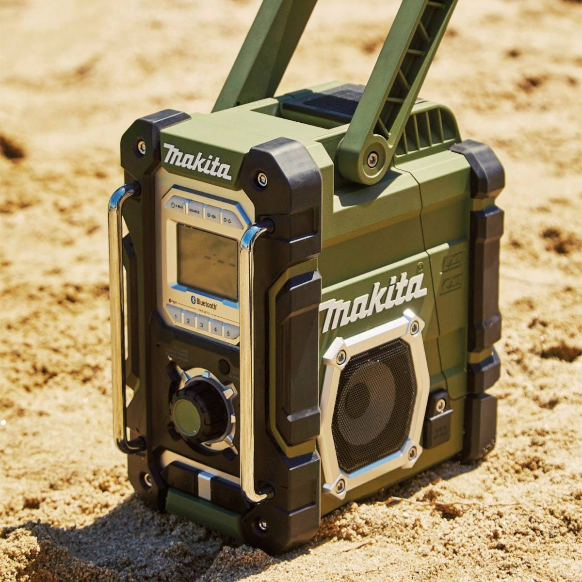 Makita ADRM06 Outdoor Adventure 18V LXT Cordless/Corded Bluetooth Radio, Tool Only