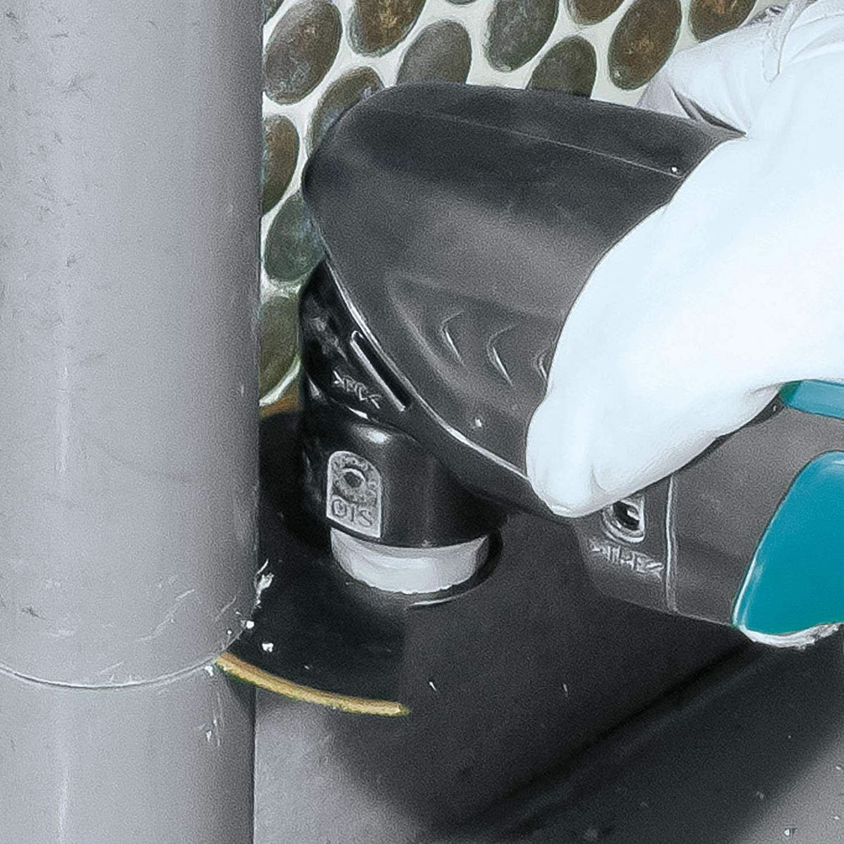 Makita B-67125 Starlock Oscillating Multi-Tool 3-1/4" Bi-Metal Round Segmented Saw Blade with Titanium Tooth Coating