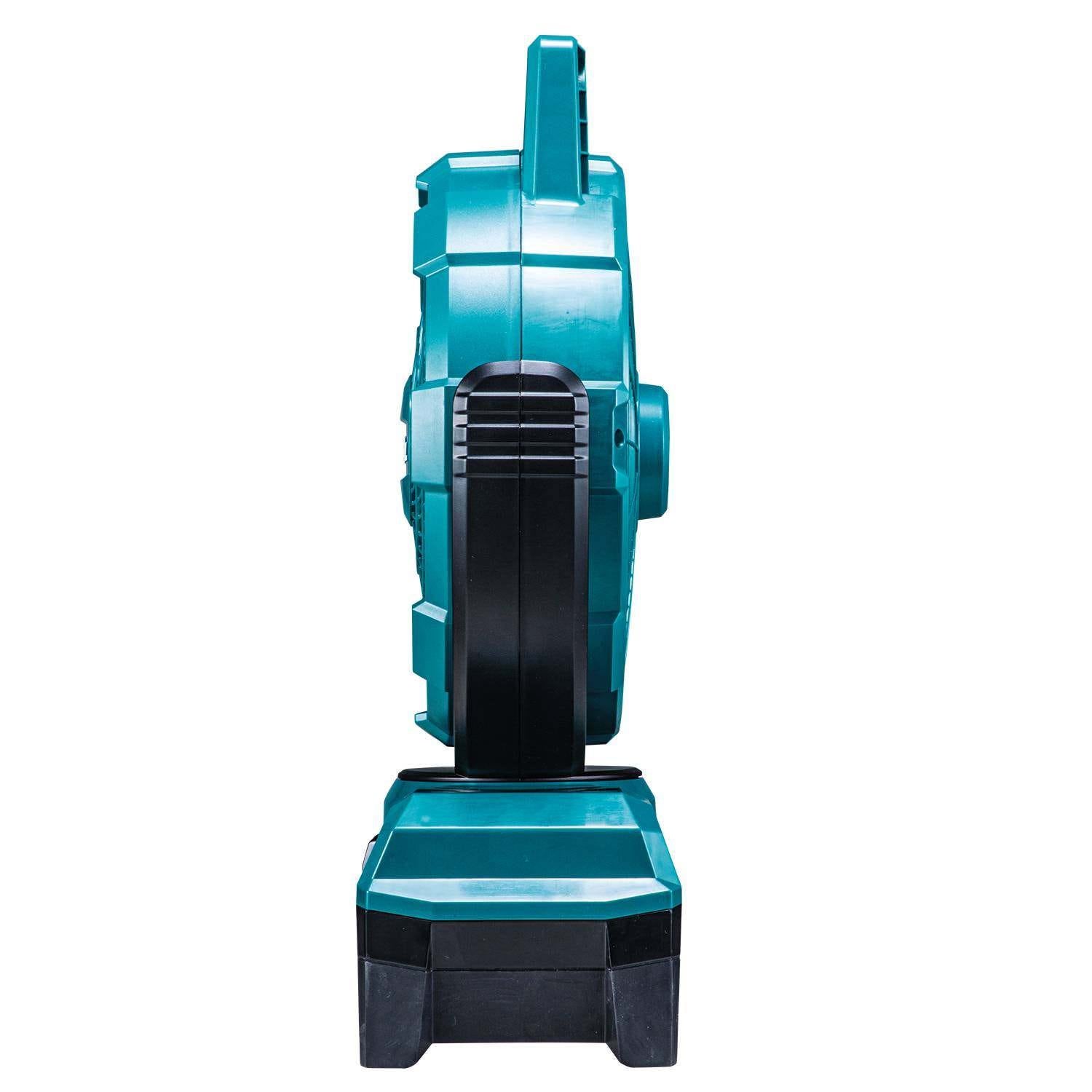 *** MUST COMPLETE ONLINE FORM AT MAKITATOOLS.COM/EREBATES TO RECEIVE FREE ITEM*** Ships separately from Makita.