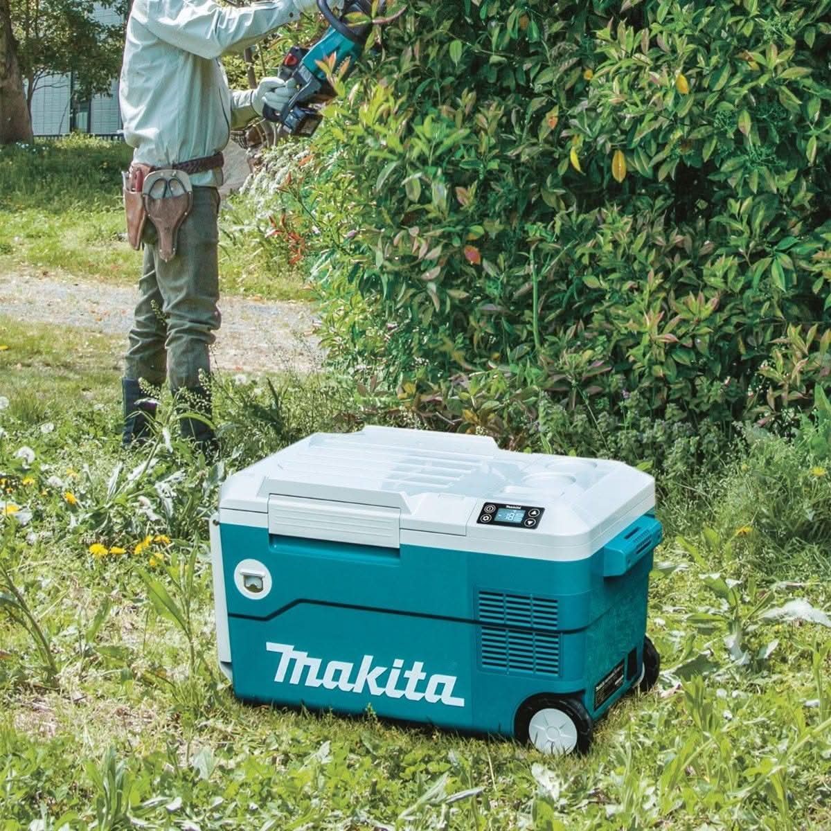 Makita 18V X2 LXT 12V/24V DC Auto AC Cooler/Warmer w/ 18V LXT Battery & Charger Starter Pack (5.0Ah)