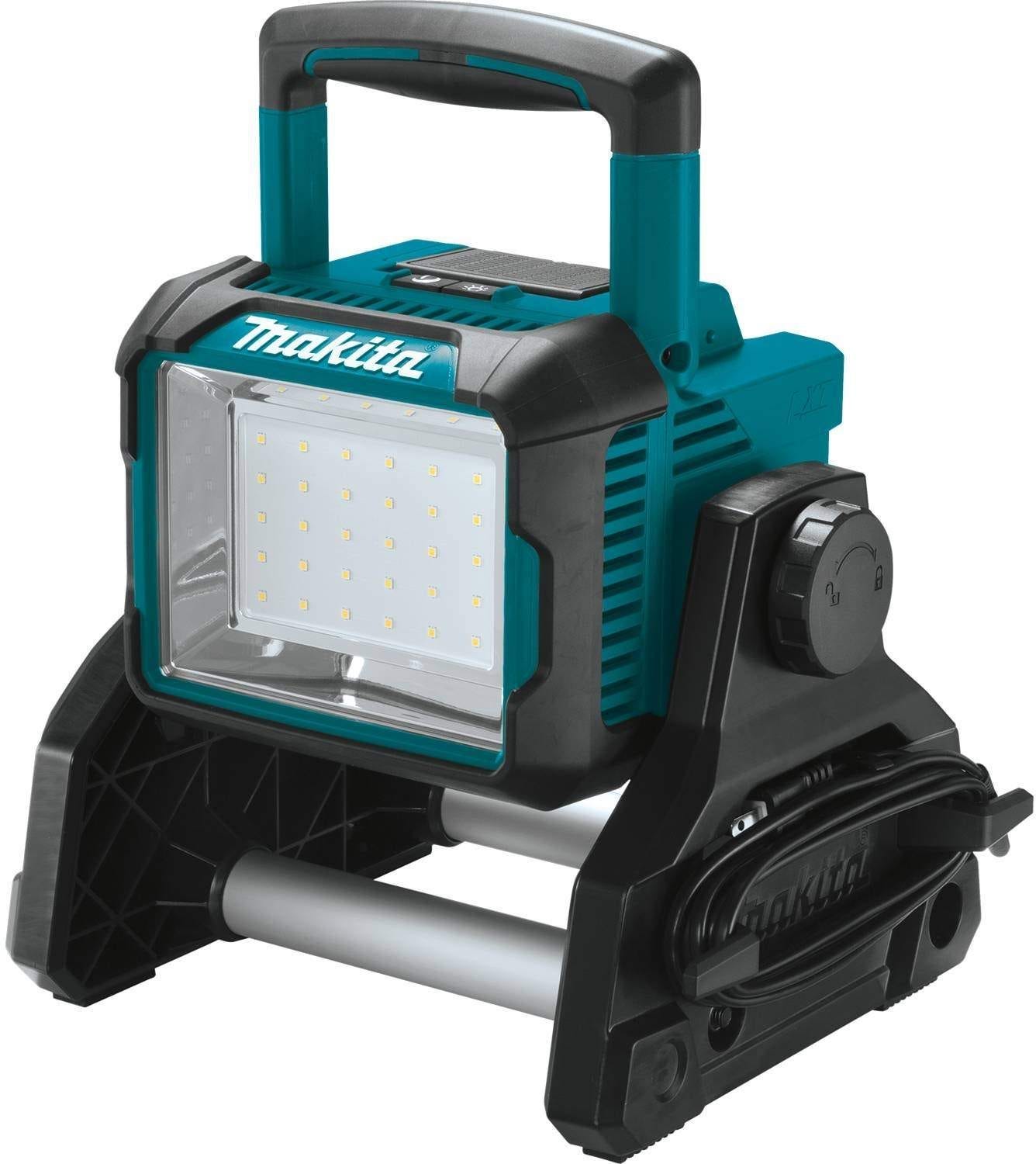 Makita 18V LXT 3,000-Lumen/Corded Work Light with 18V 3.0Ah Battery