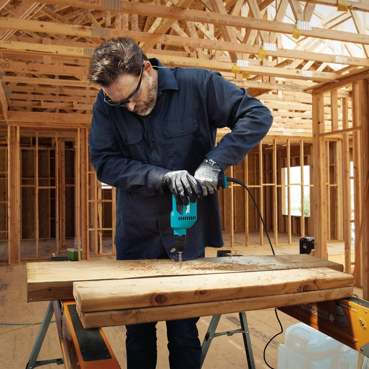 Makita DP4021 1/2" Drill with Keyless Chuck