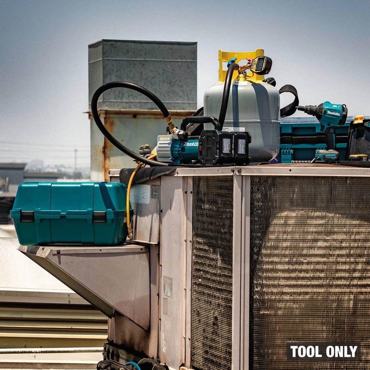 Makita DVP181ZK 36V (18V X2) LXT Cordless 4-CFM Dual-Stage Vacuum Pump, Tool Only