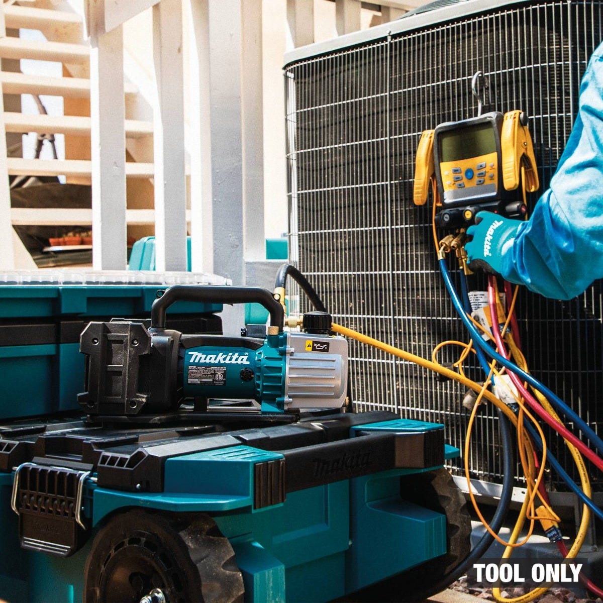 Makita DVP181ZK 36V (18V X2) LXT Cordless 4-CFM Dual-Stage Vacuum