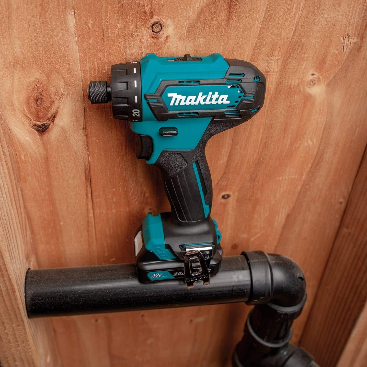 Makita FD10R1 12V max CXT Lithium-Ion Cordless 1/4" Hex Screwdriver Kit (2.0Ah)