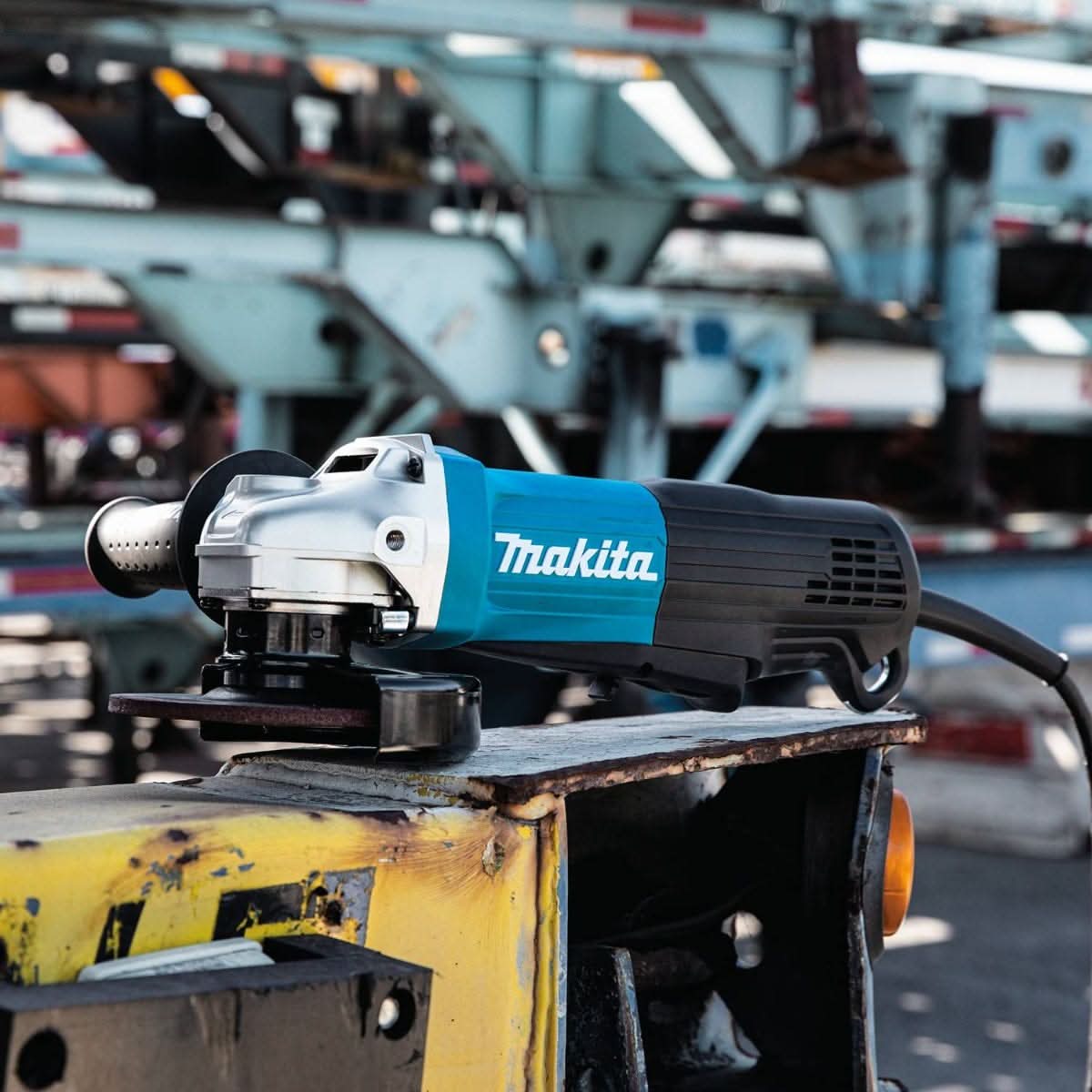 Makita GA4553R 4-1/2" Paddle Switch Angle Grinder, with Non-Removable Guard