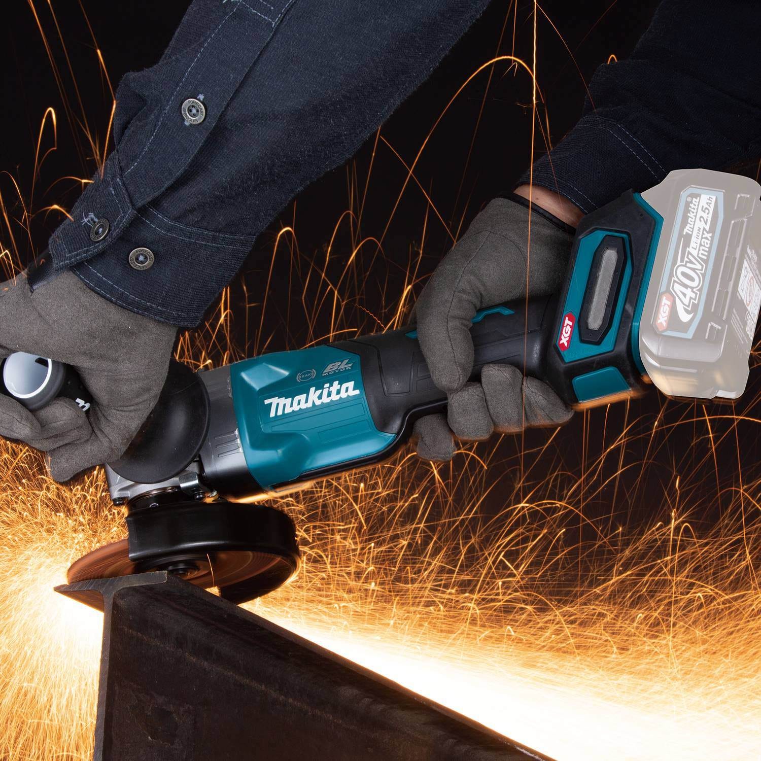 Makita GAG03Z 40V max XGT Brushless Cordless 4-1/2" / 5" Paddle Switch Angle Grinder, with Electric Brake, Tool Only