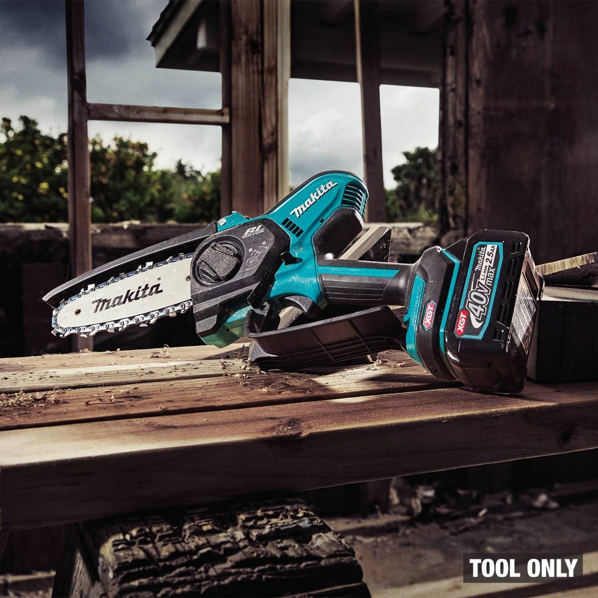 Makita GCU07Z 40V max XGTÂ® Brushless Cordless 6" Pruning Saw, Tool Only