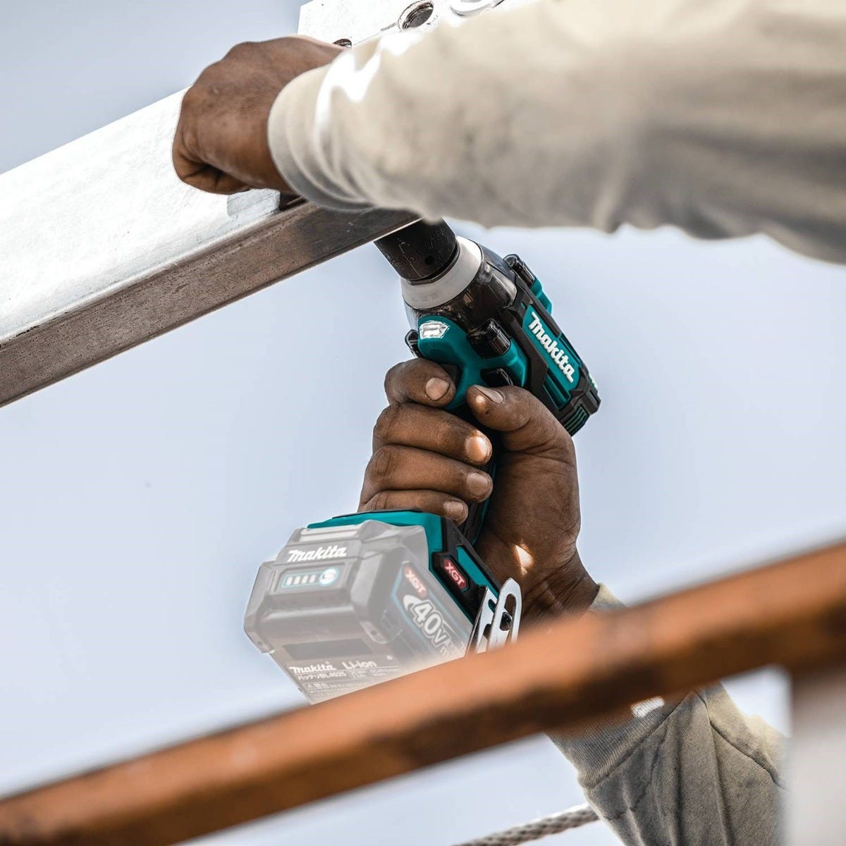 Makita GWT05Z 40V max XGT Brushless Cordless 4-Speed 1/2" Sq. Drive Impact Wrench w/ Detent Anvil, Tool Only