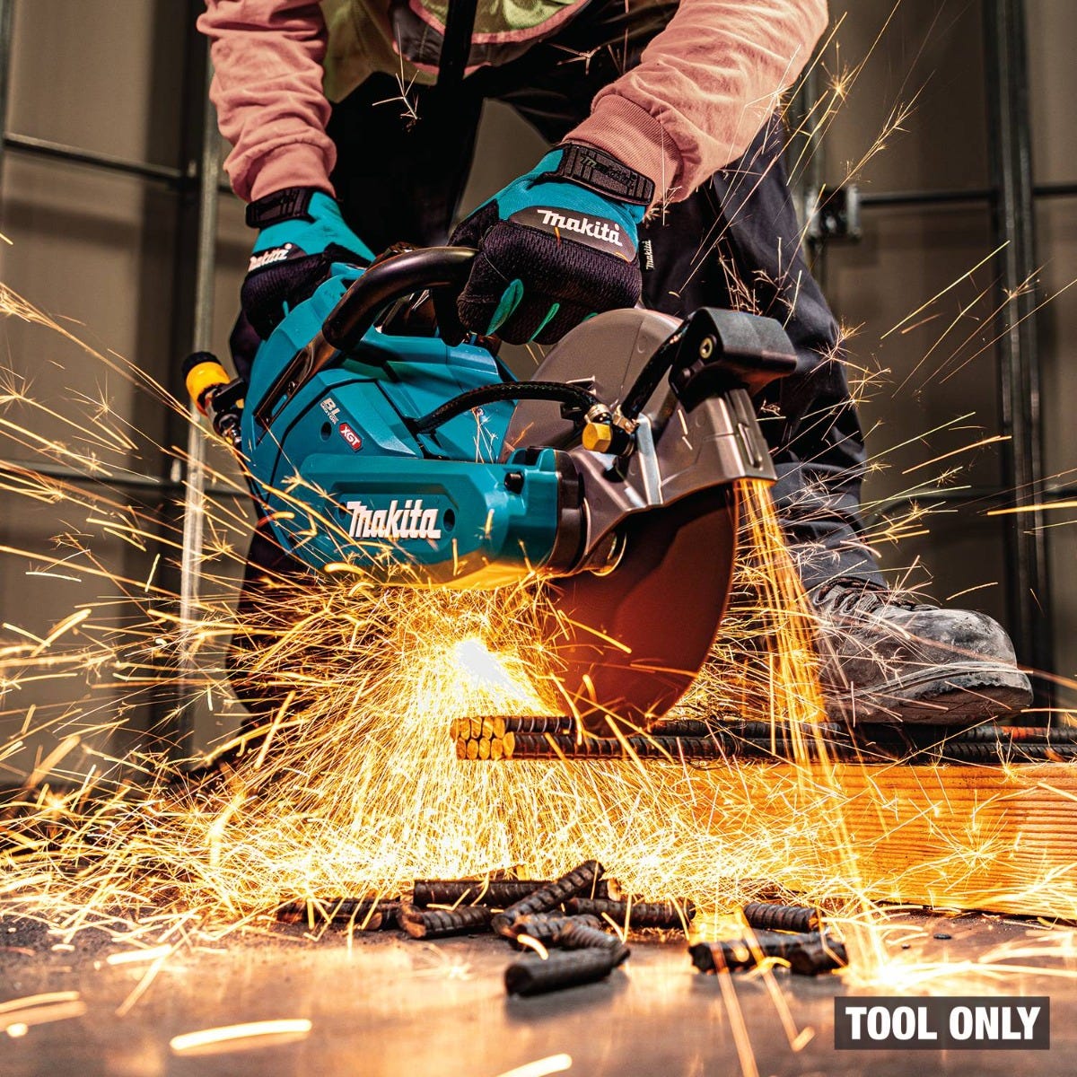 Makita GEC03Z 40V max XGT Brushless Cordless 9" Power Cutter, with AFT, Electric Brake, Tool Only