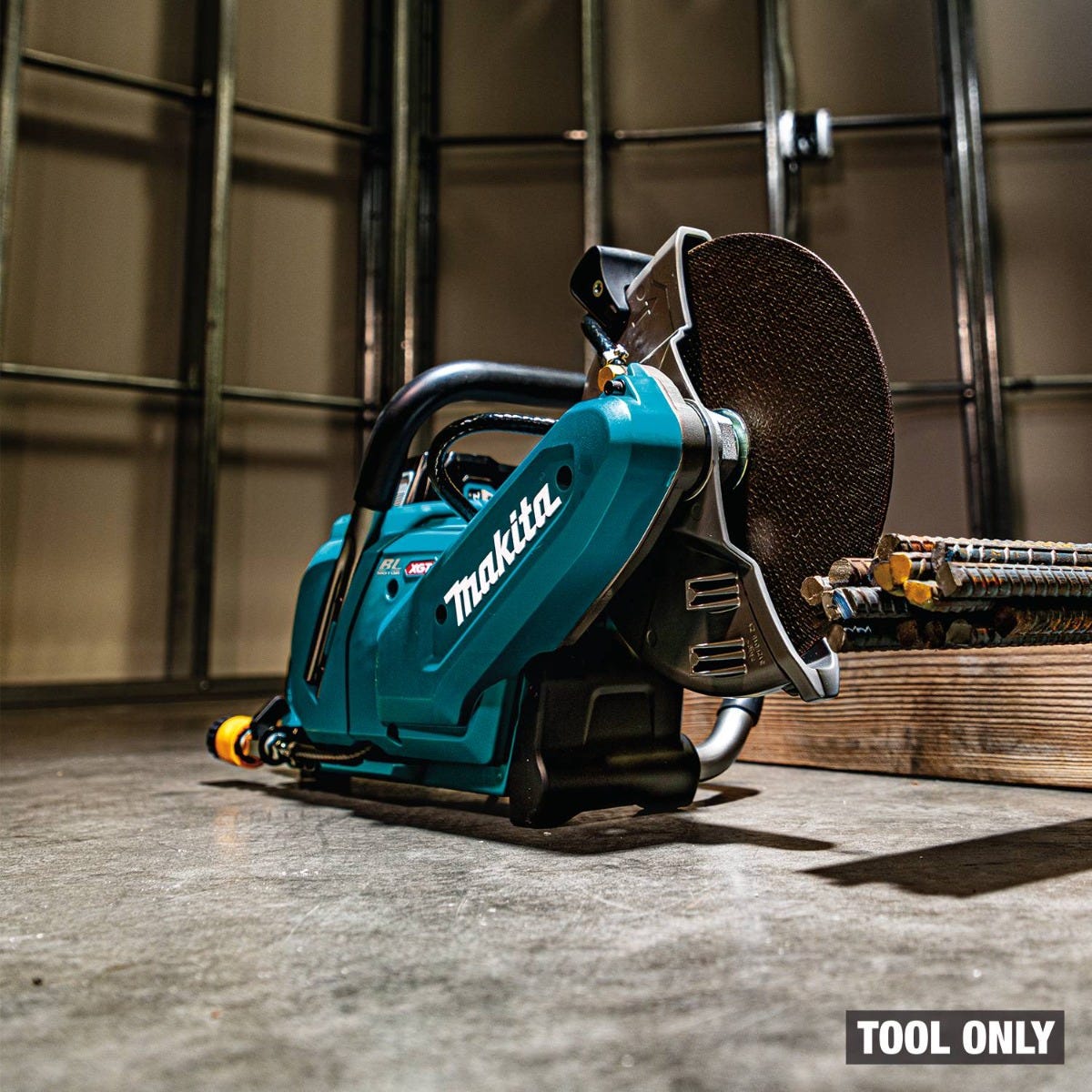 Makita GEC03Z 40V max XGT Brushless Cordless 9" Power Cutter, with AFT, Electric Brake, Tool Only